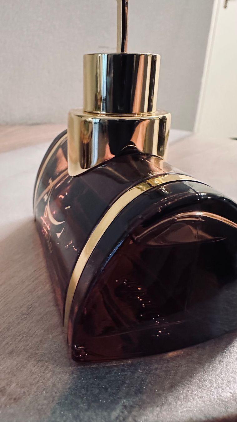 Amouage Profumi & Eau de Toilette: Arabian Oud: Resala, 100ml, EDP – Usato da Haldenstein venduto da Cookieandcream 1