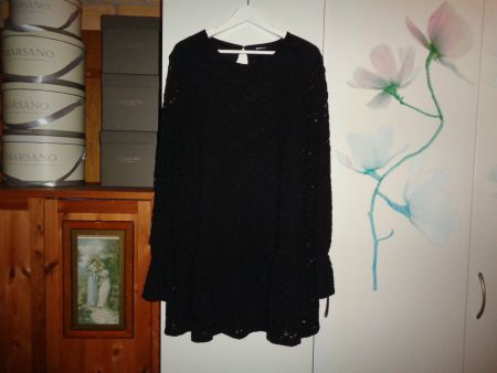 *** schwarzes Spitzenkleid mit Unterkleid *** von ginatricot