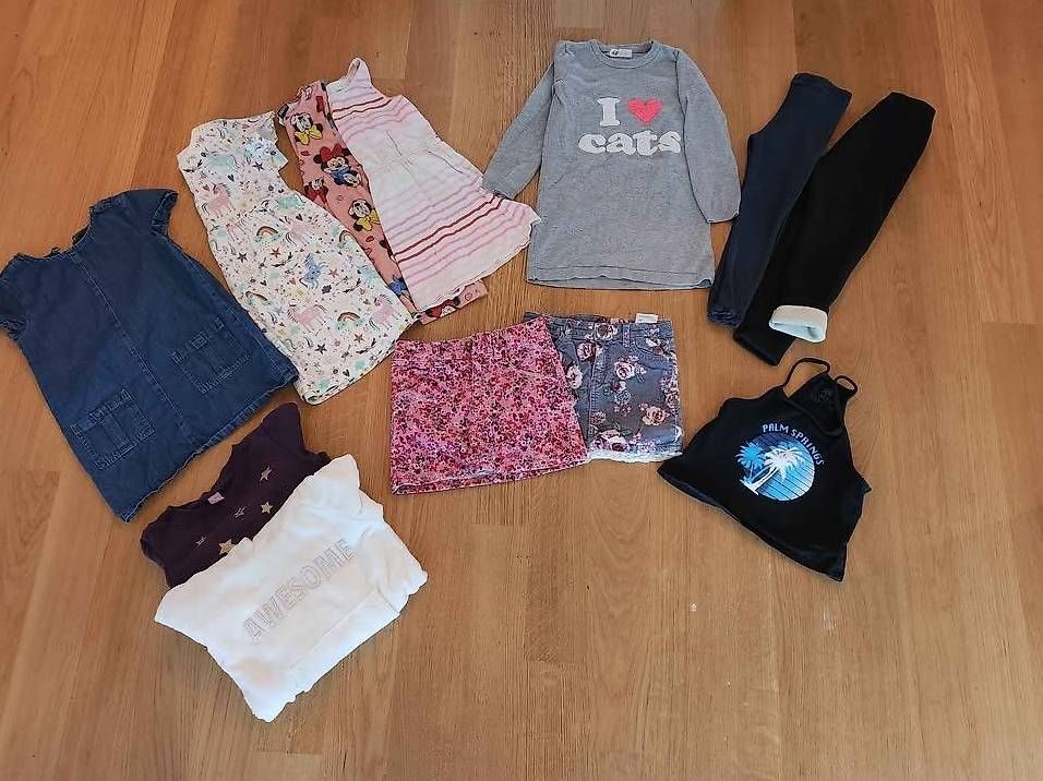 Lotti & Set di vestiti: Kleiderpaket 110/116 – Usato da Winterthur venduto da kyubi 2