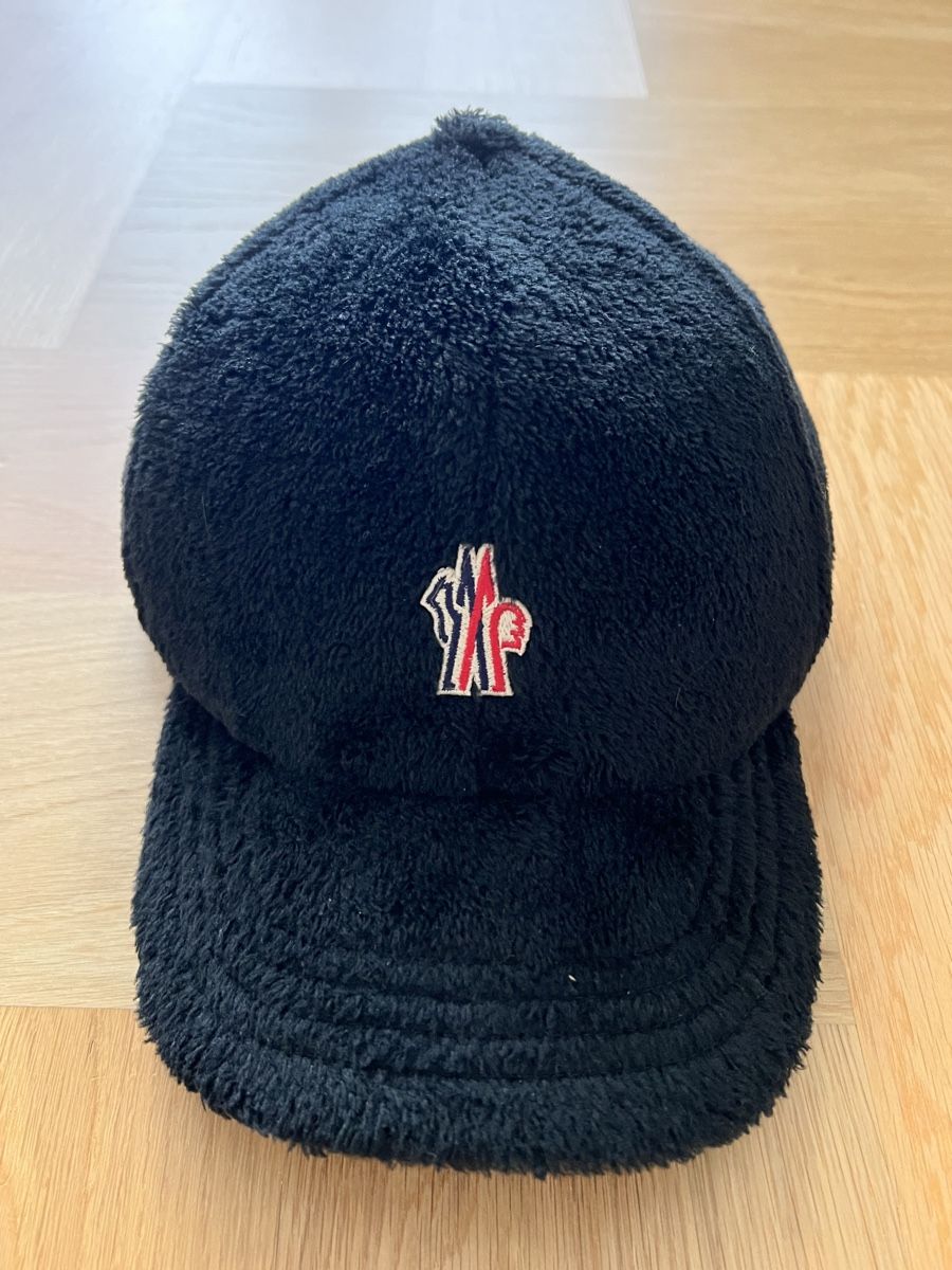 Moncler Hüte, Mützen & Caps: Moncler Cap – Gebraucht aus Kriens von MM_FashionFusion 1