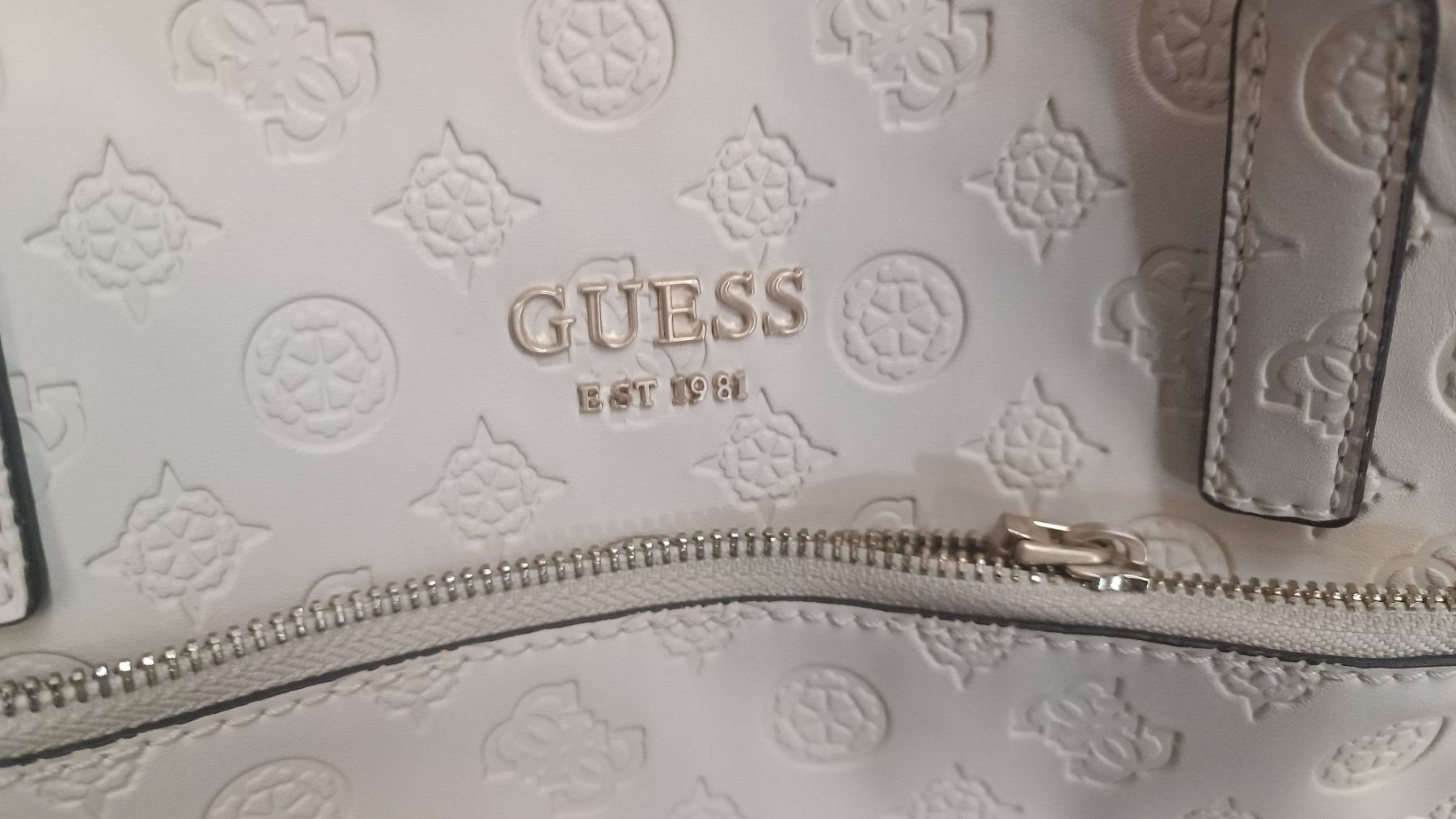 Taschen für Damen: Guess Handtasche 38x27cm – Gebraucht aus Reiden von Zofi-Brocki 1