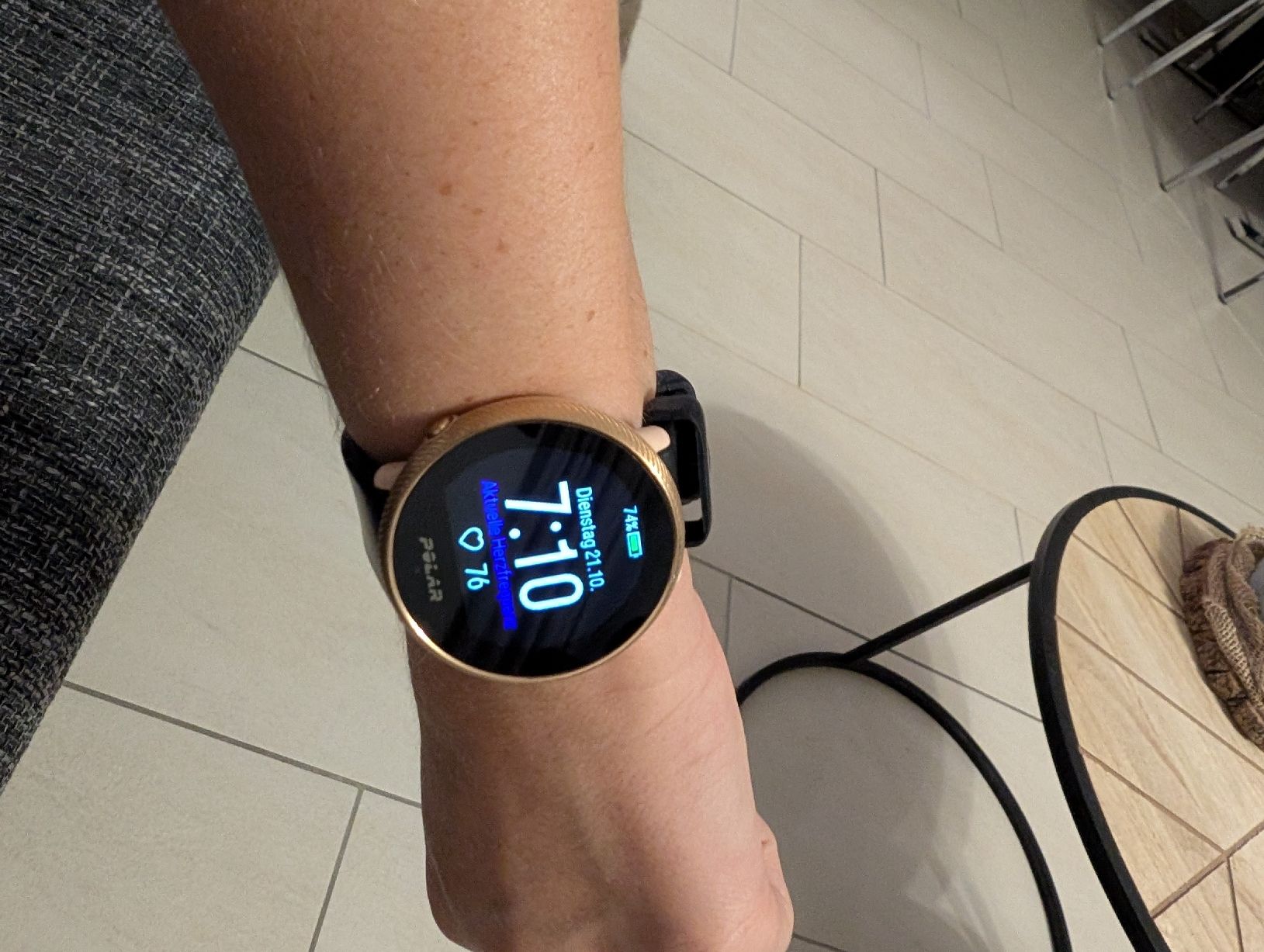 Polar Smartwatch: Polar Ignite 2 Roségold/Pink - Smartwatch – Usato da Ganterschwil venduto da Nike18 1