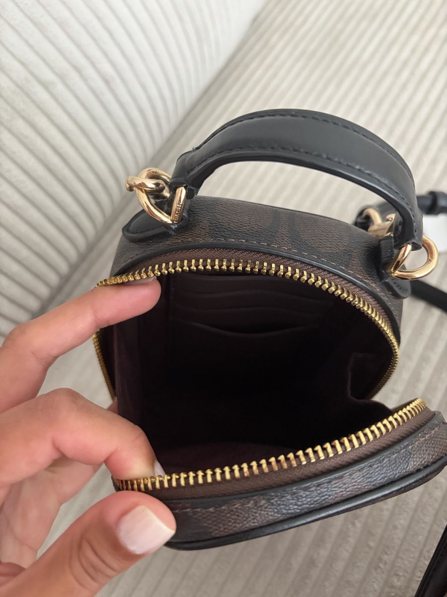 Coach Sacs femmes: Coach Tasche klein monogramm braun - top! – D'occasion à Meggen par moni_96 2