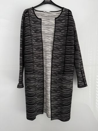 Hugo Boss Damen Cardigan gestreift in der Gr. L