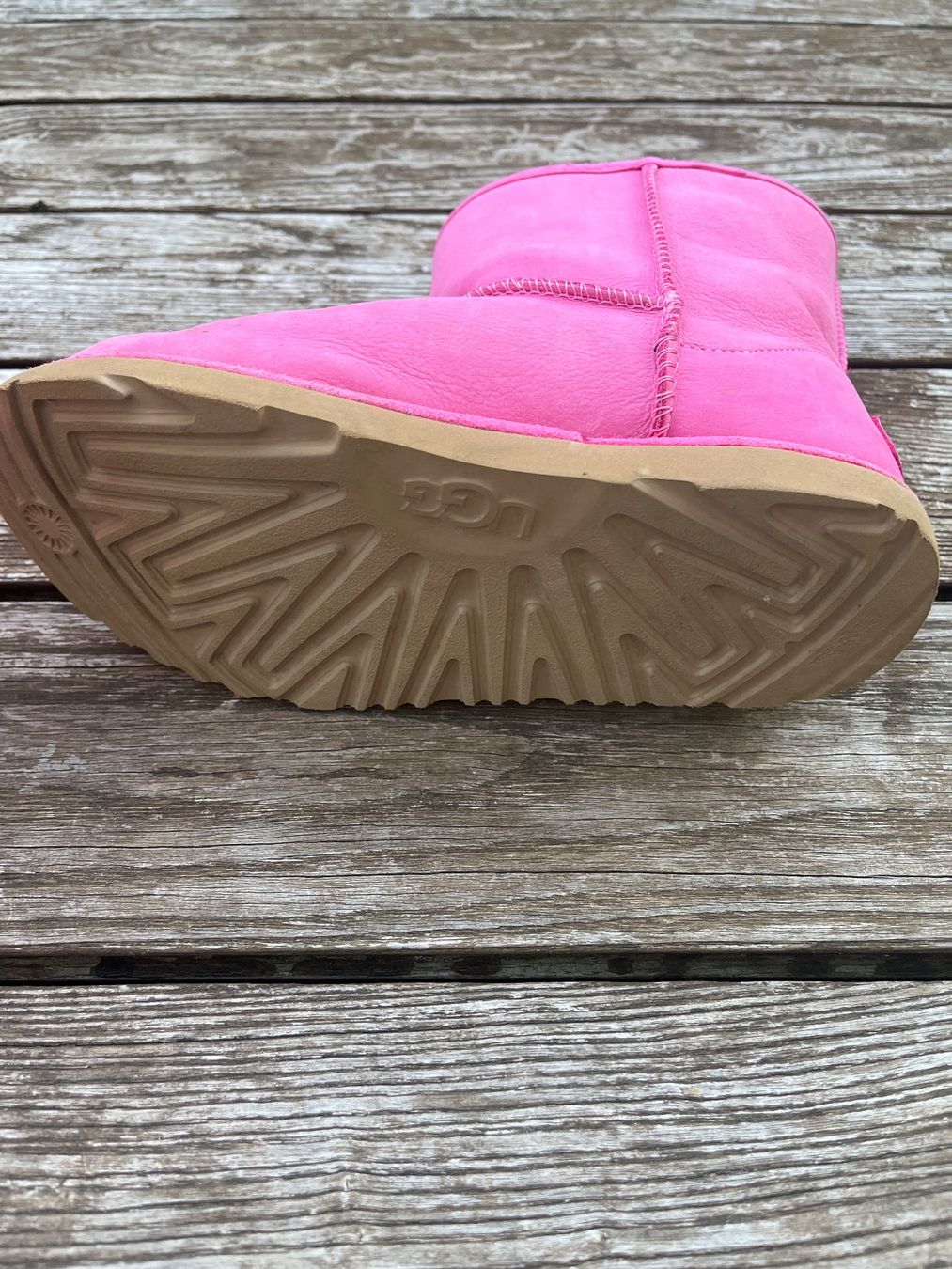 Ugg Chaussures filles: UGG Winterstiefel – D'occasion à Auslikon par mkiwi01 1
