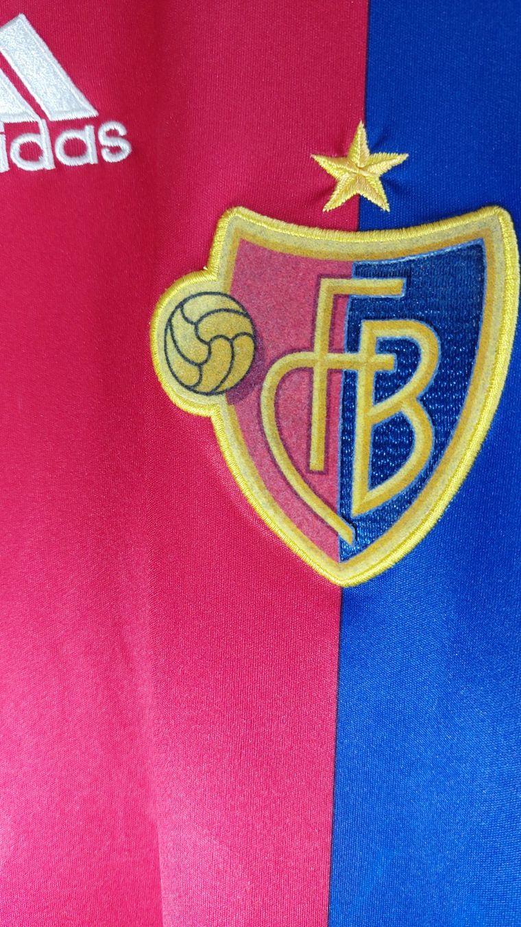 FC Basel Canottiere & Pantaloni: FC Basel Trikot 2014/2015 Gr. S – Usato da Hedingen venduto da Turicun25 5