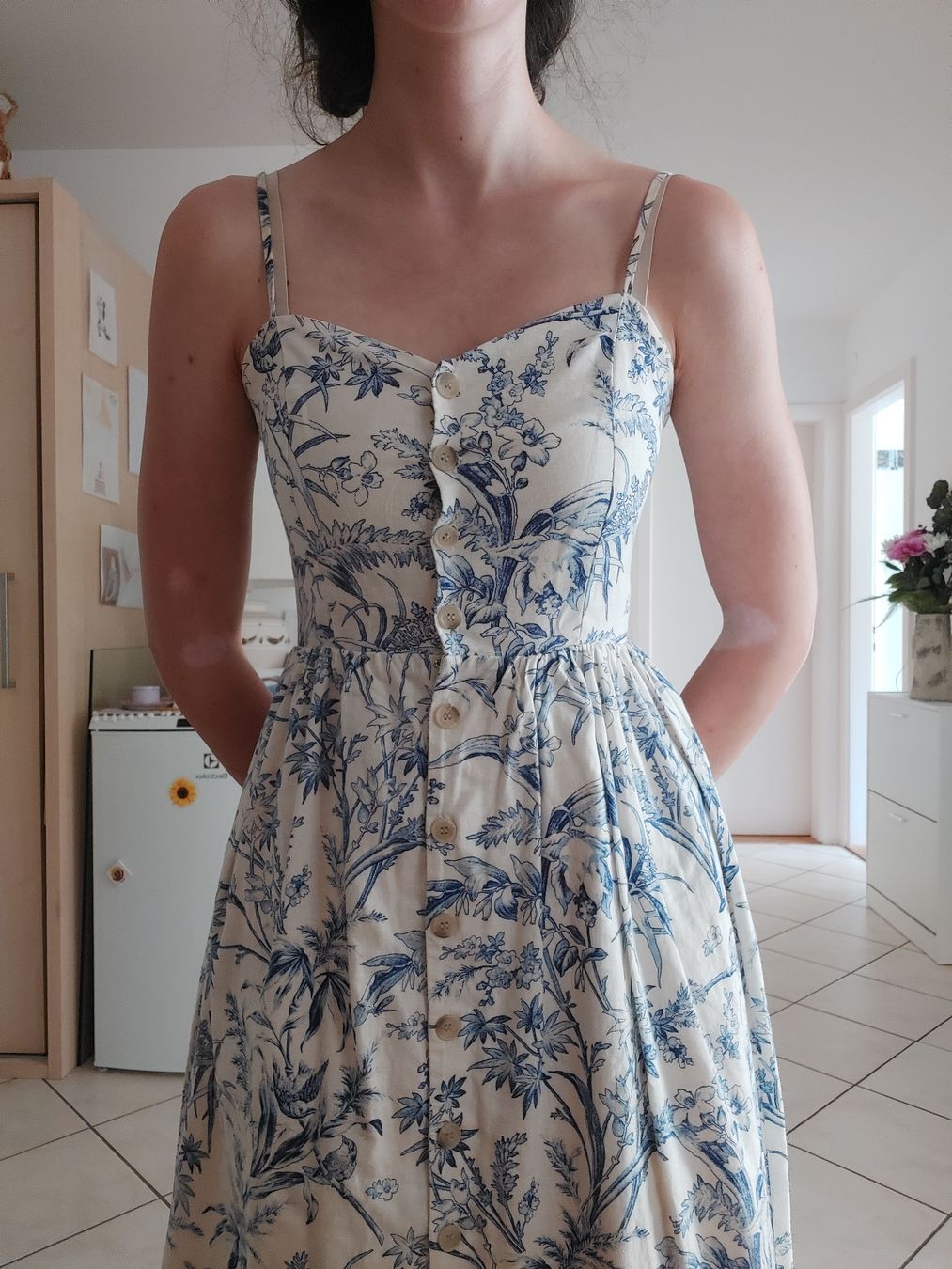 H&M Kleider: Linen dress H&M – Gebraucht aus Sion von aud_7pxl 1