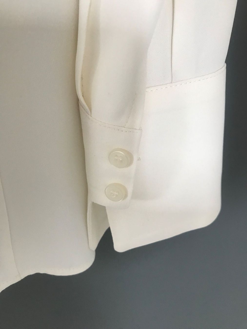Camicette: Bluse Dondup, beige Gr. IT 40 – Usato da Kilchberg venduto da boudoir076 4