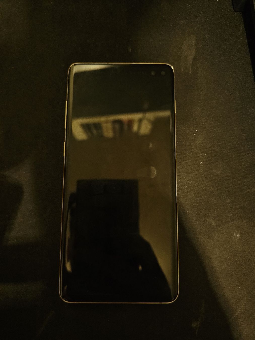 Samsung Telefoni cellulari / Smartphones: Samsung Galaxy S10, Prism White, 128GB – Usato da St.Gallen venduto da Labradoodle123 1