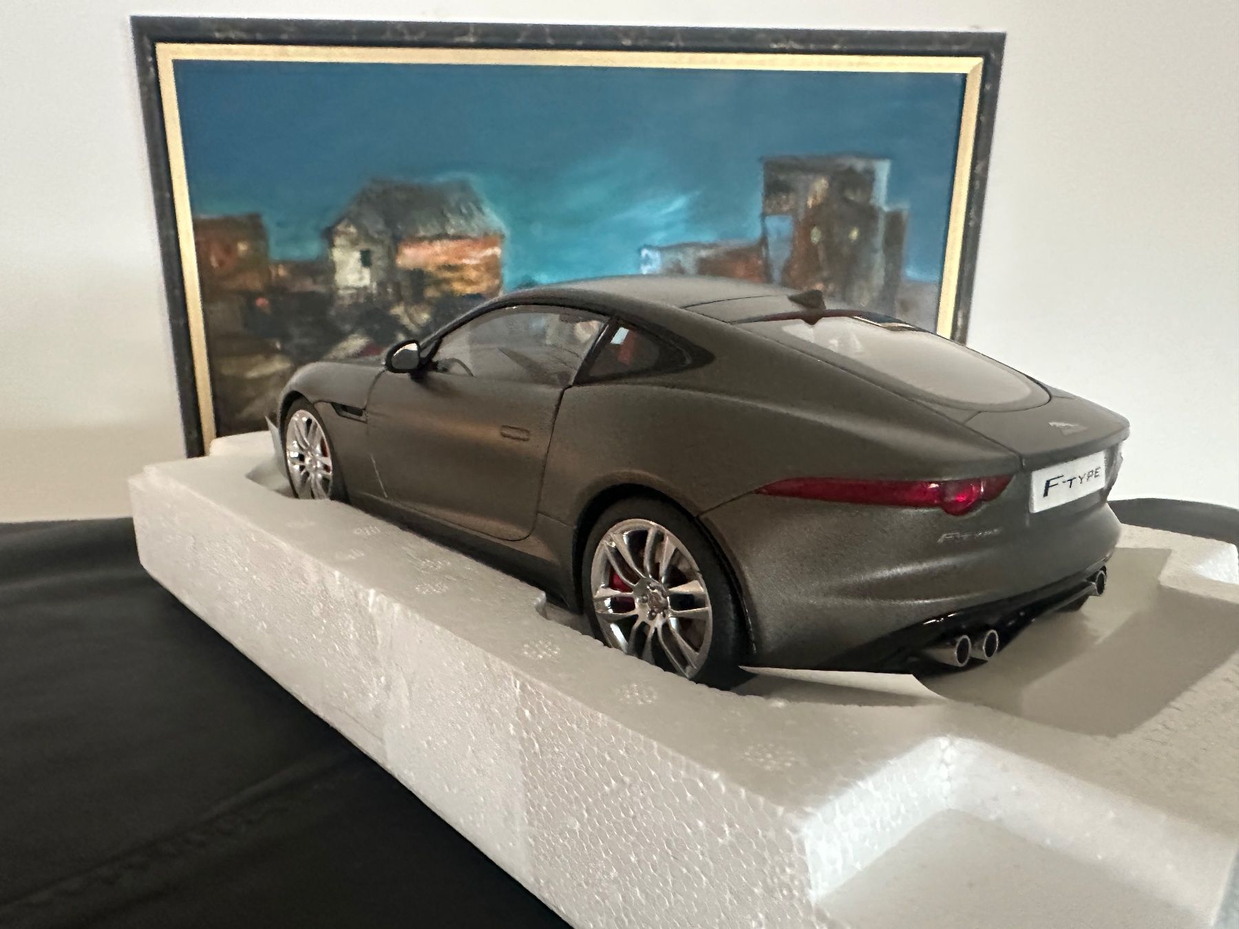 Jaguar Modellini d'auto: Autoart Jaguar F type  1 18 – Usato da Crans-Montana venduto da pil_dg6k 2