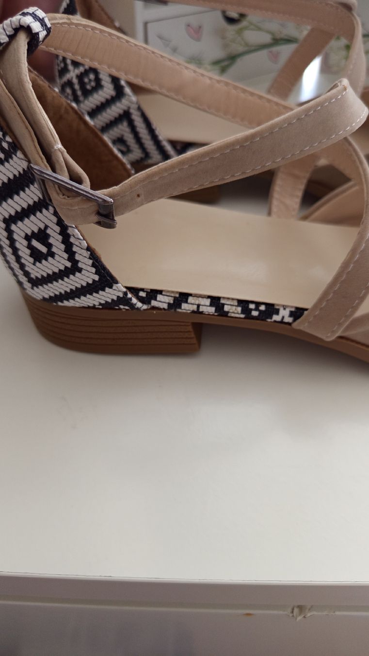 Scarpe da donna: elegante beige Sandale – Nuovo (secondo la descrizione) da Nidau venduto da mka_mzd7 6