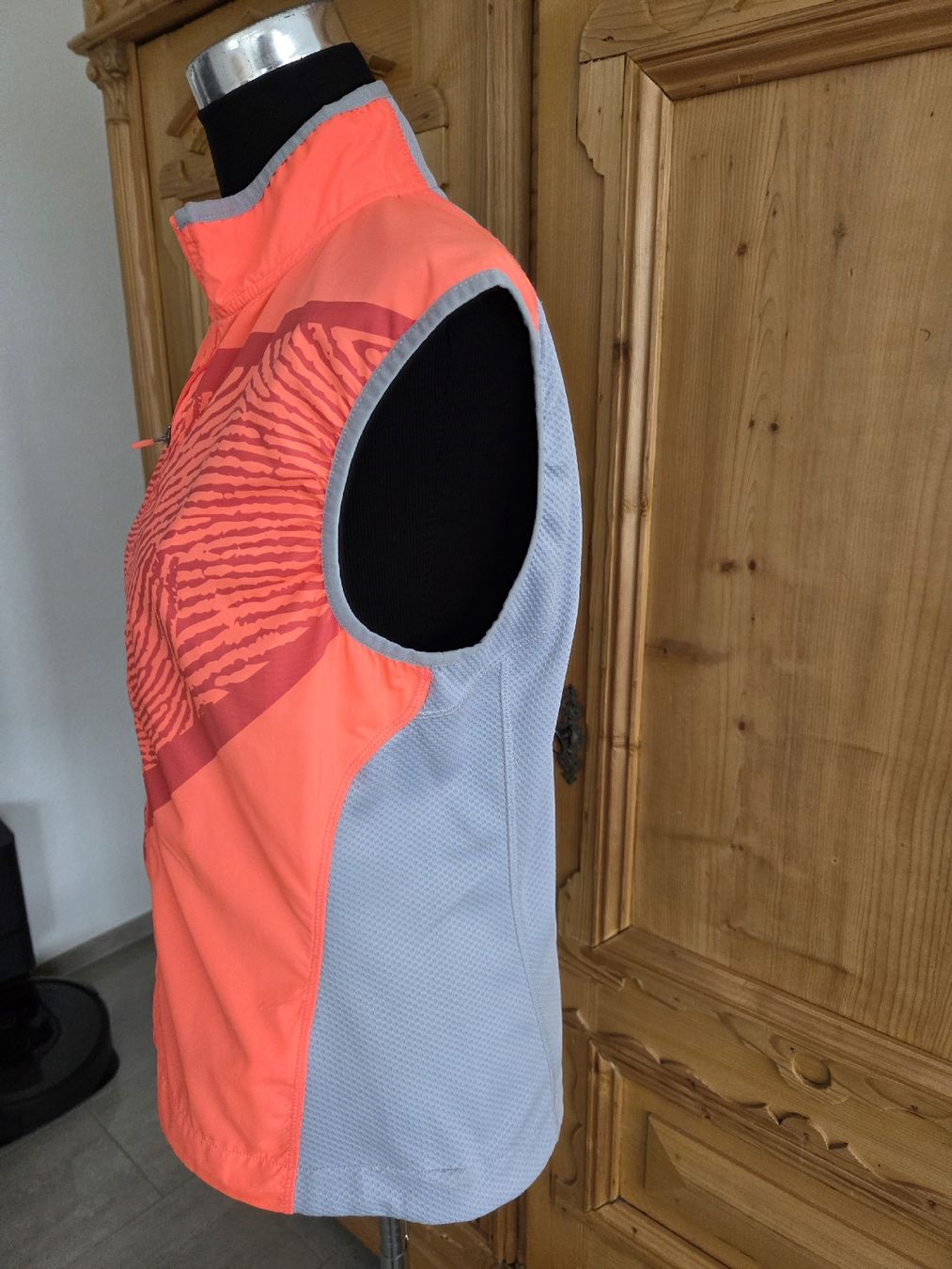 Gilet & Giacche senza maniche: Gilet, Weste, Li-Ning – Nuovo (secondo la descrizione) da Wiesendangen venduto da Sinhuk 2
