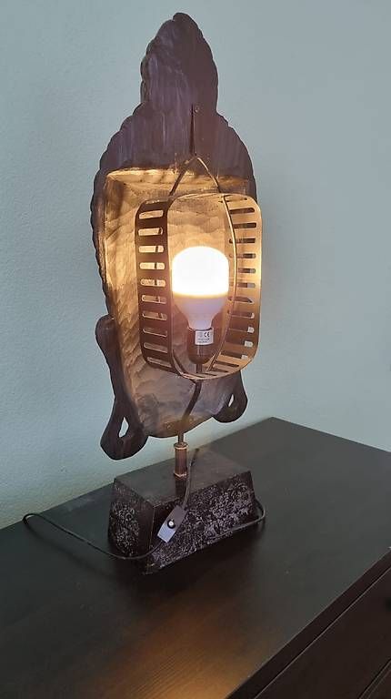 Lampade: Stehlampe Holz geschnitzt  – Usato da Hasle LU venduto da Eisbaerin 3