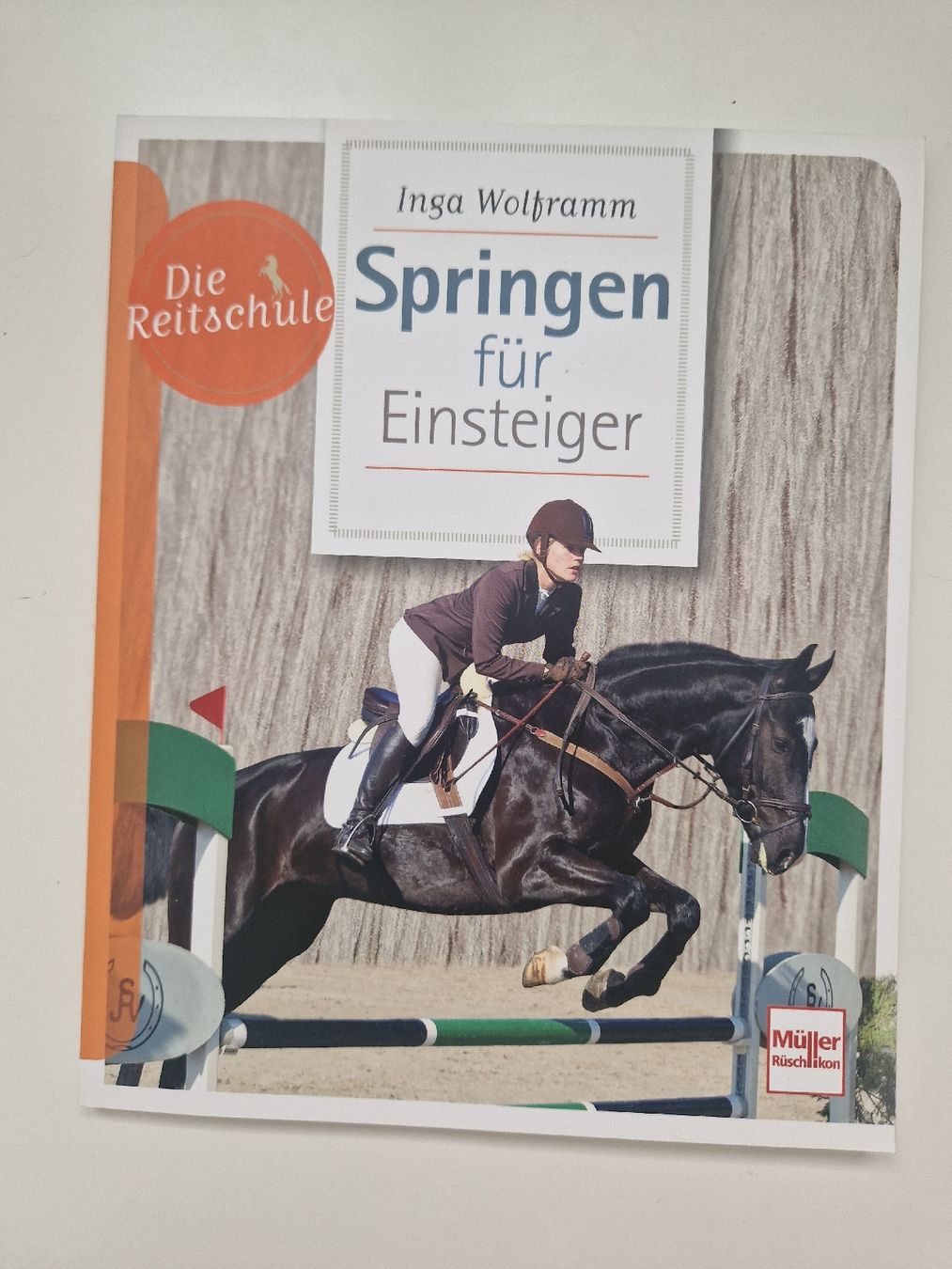 Libri: Buch Springen für Einsteiger – Nuovo (secondo la descrizione) da Bettwil venduto da janiine88