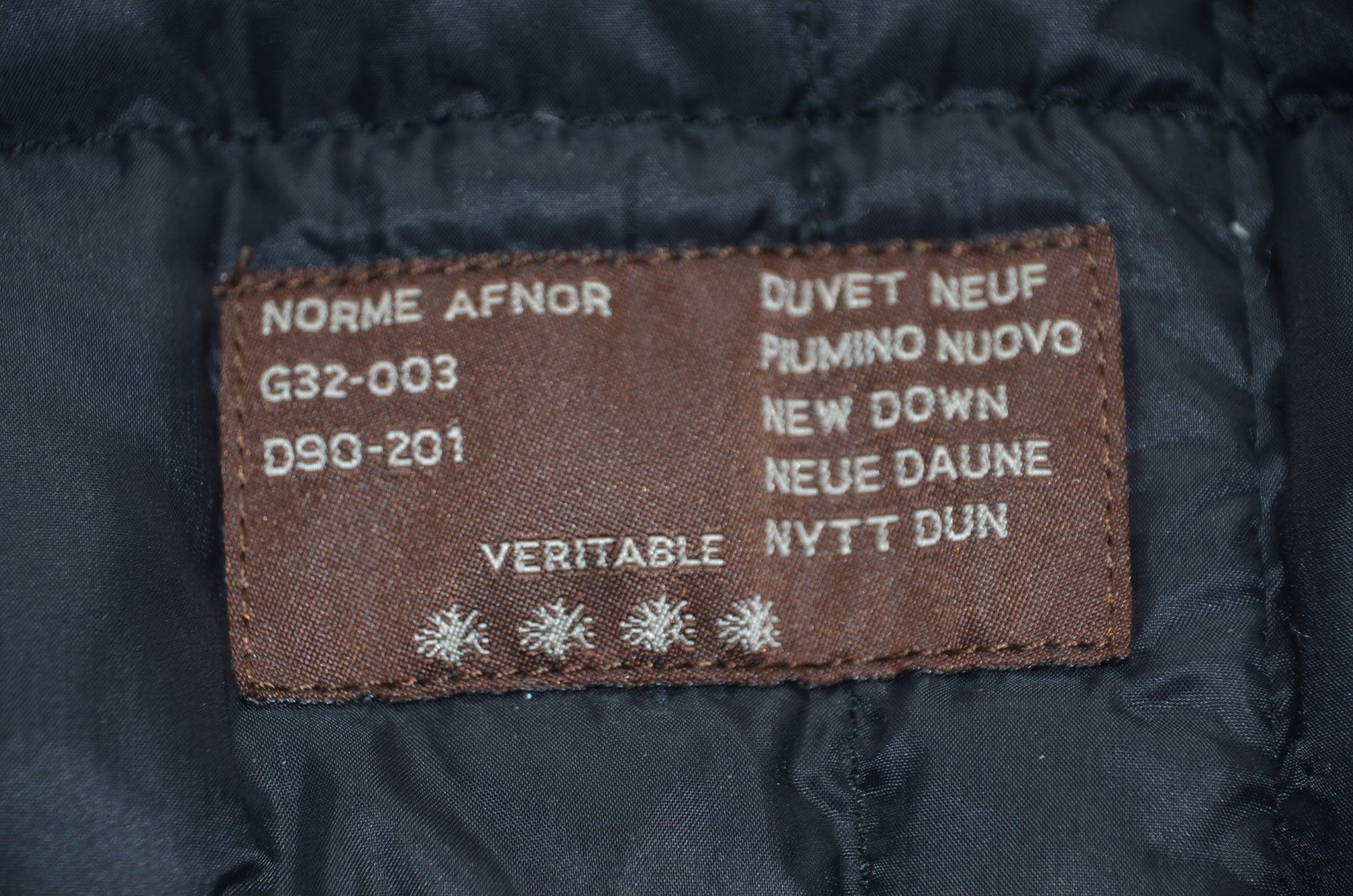 Moncler Cappotti: Moncler Trench Coat .36 – Usato da Collonges venduto da arashee 7
