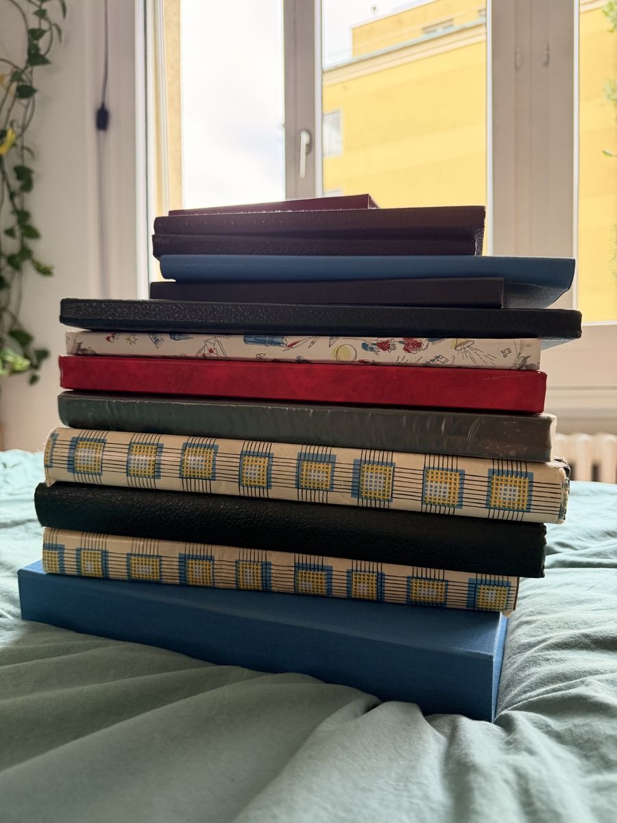 Tous les timbres: Briefmarkensammlung – D'occasion à Bern par DrGreenthumb7 1
