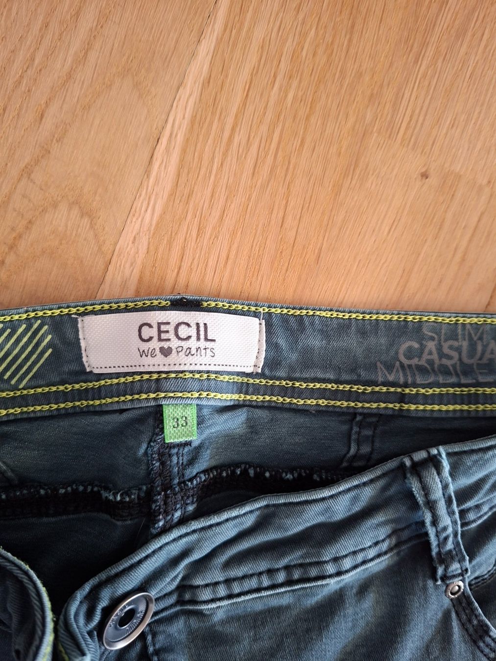 Cecil Jeans: Hose Cecil grün Gr.33 – D'occasion à Gebenstorf par Zwirbeline 2