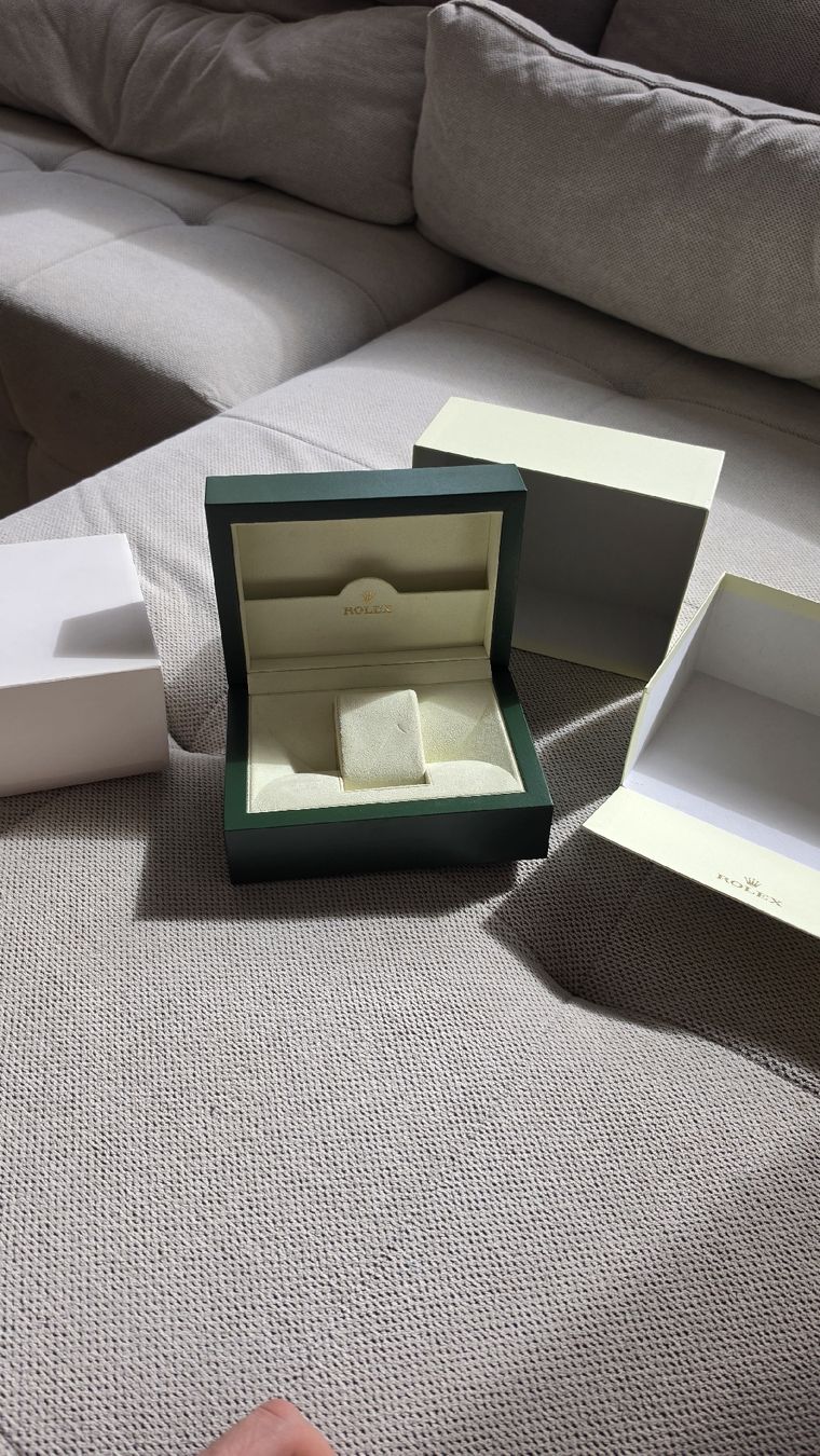 Rolex Boîtes de montres: Rolex Box M 31.00.64 – D'occasion à Grand-Lancy par 50plus50
