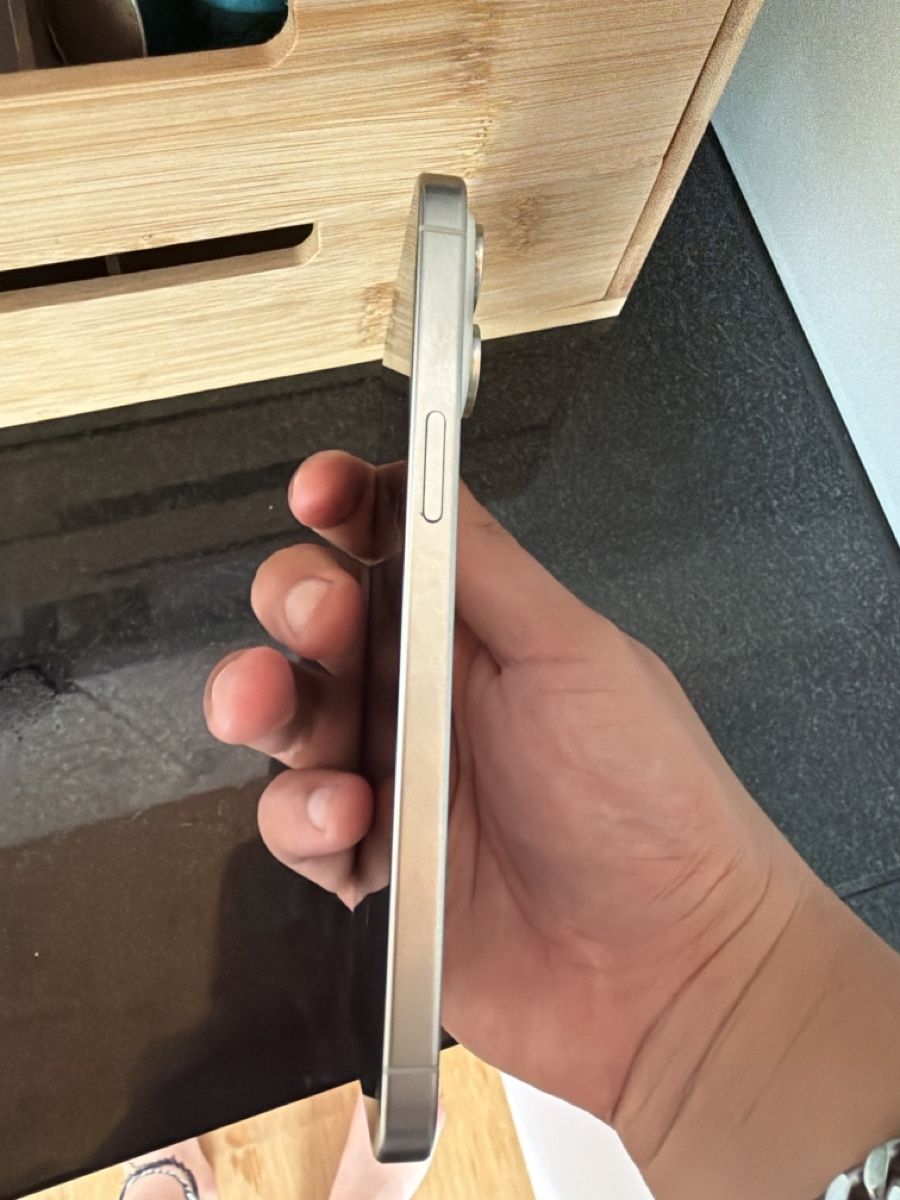 Apple Handys / Smartphones: iPhone 15 pro max 256GB top zustand! – Gebraucht aus Zürich von Yoni_to 3