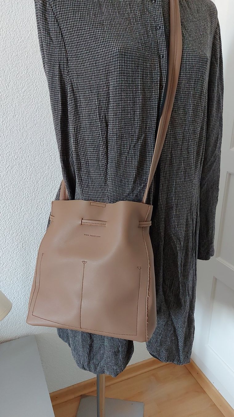 Rossis Borse da donna: ROSSIS TASCHE VEGAN – Usato da langenthal venduto da rundholz7