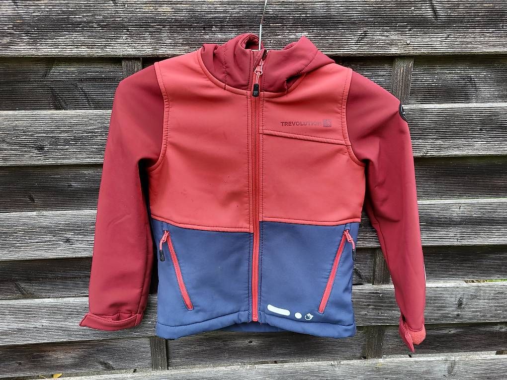 Jacken & Mäntel: Softshell Übergangsjacke Grösse 122 – Gebraucht aus Thun von t_h_cl6d