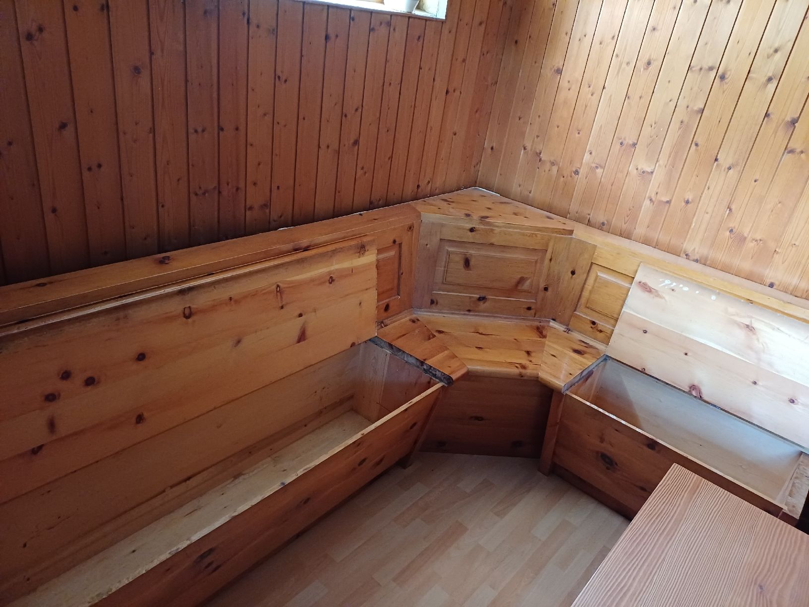 Panchine: Eckbank mit Stauraum – Usato da Kriens venduto da MiPa. 1