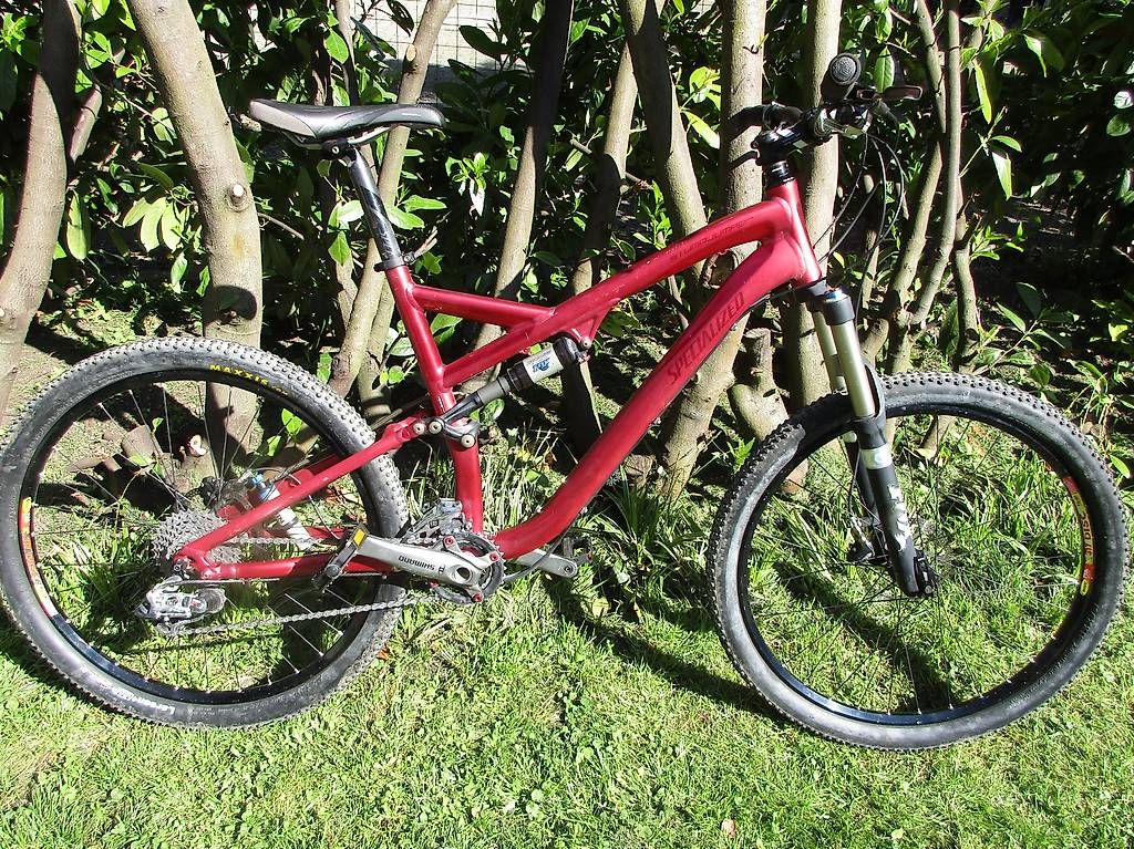 Velos: Spezialized Stumpjumper Fully MTB 26" 12,3kg – Gebraucht aus Ottikon von Locomotive01