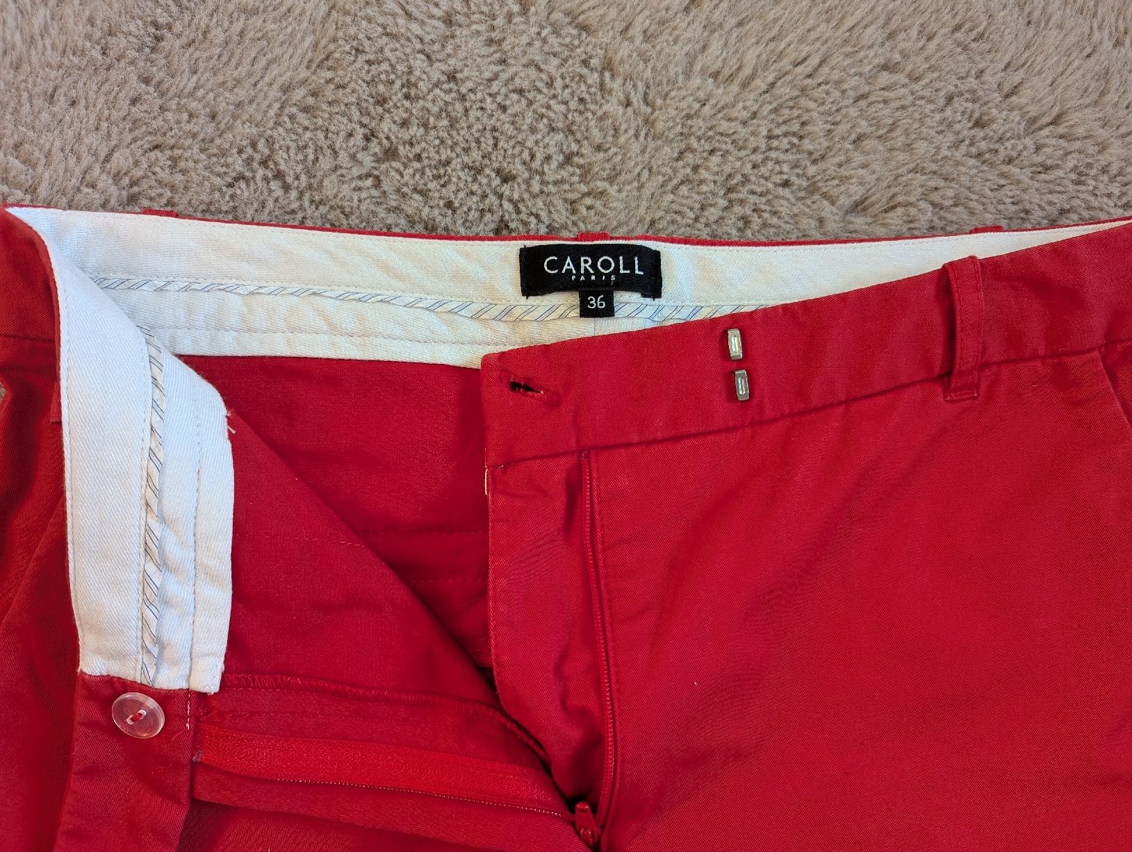 Caroll Pantaloni: pantalon caroll 36 – Usato da Montreux venduto da dem_gyt9 2