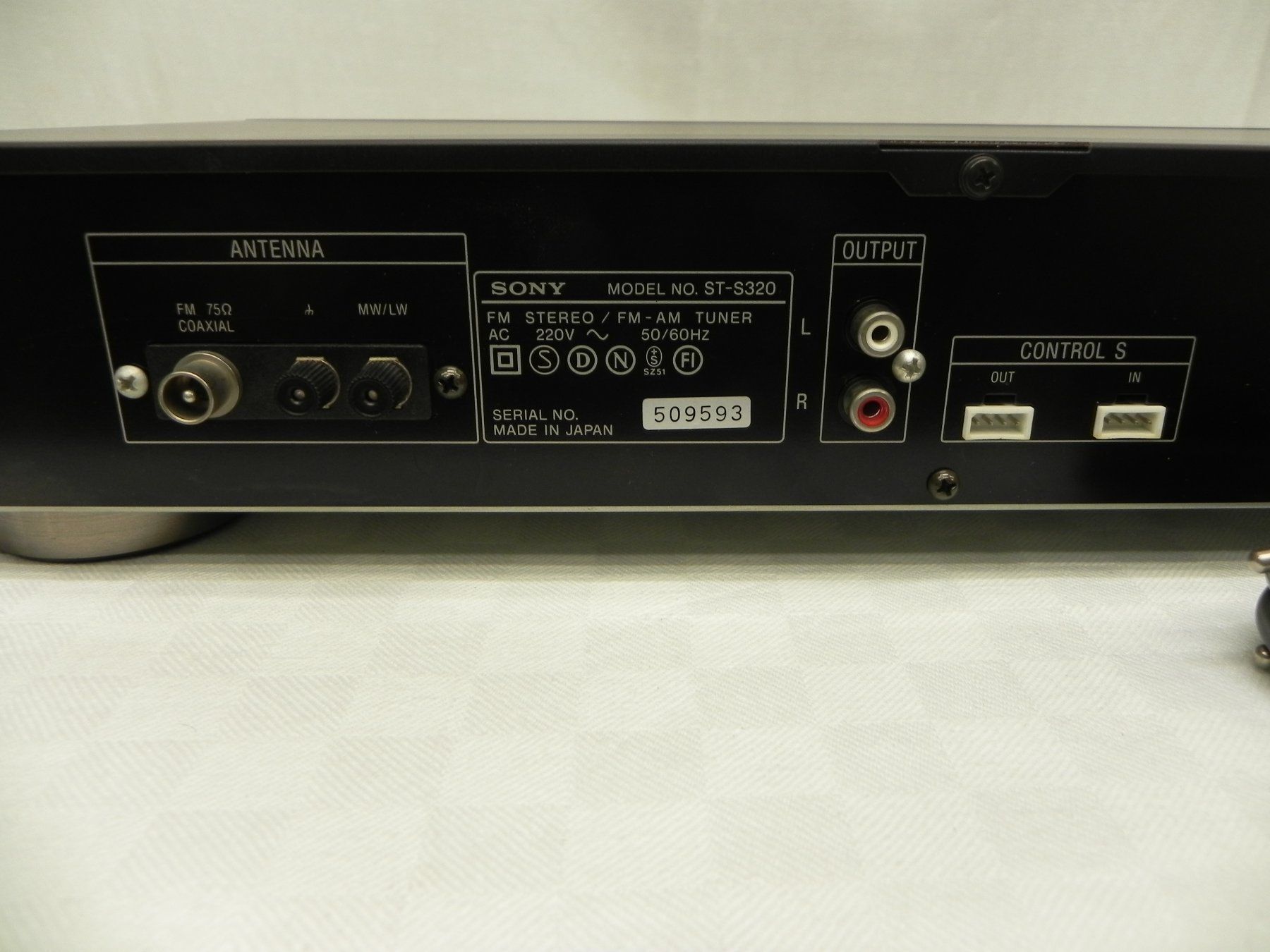 Radio: Sony ST-S320 Tuner – Usato da Basel venduto da Life-Style-Art 7