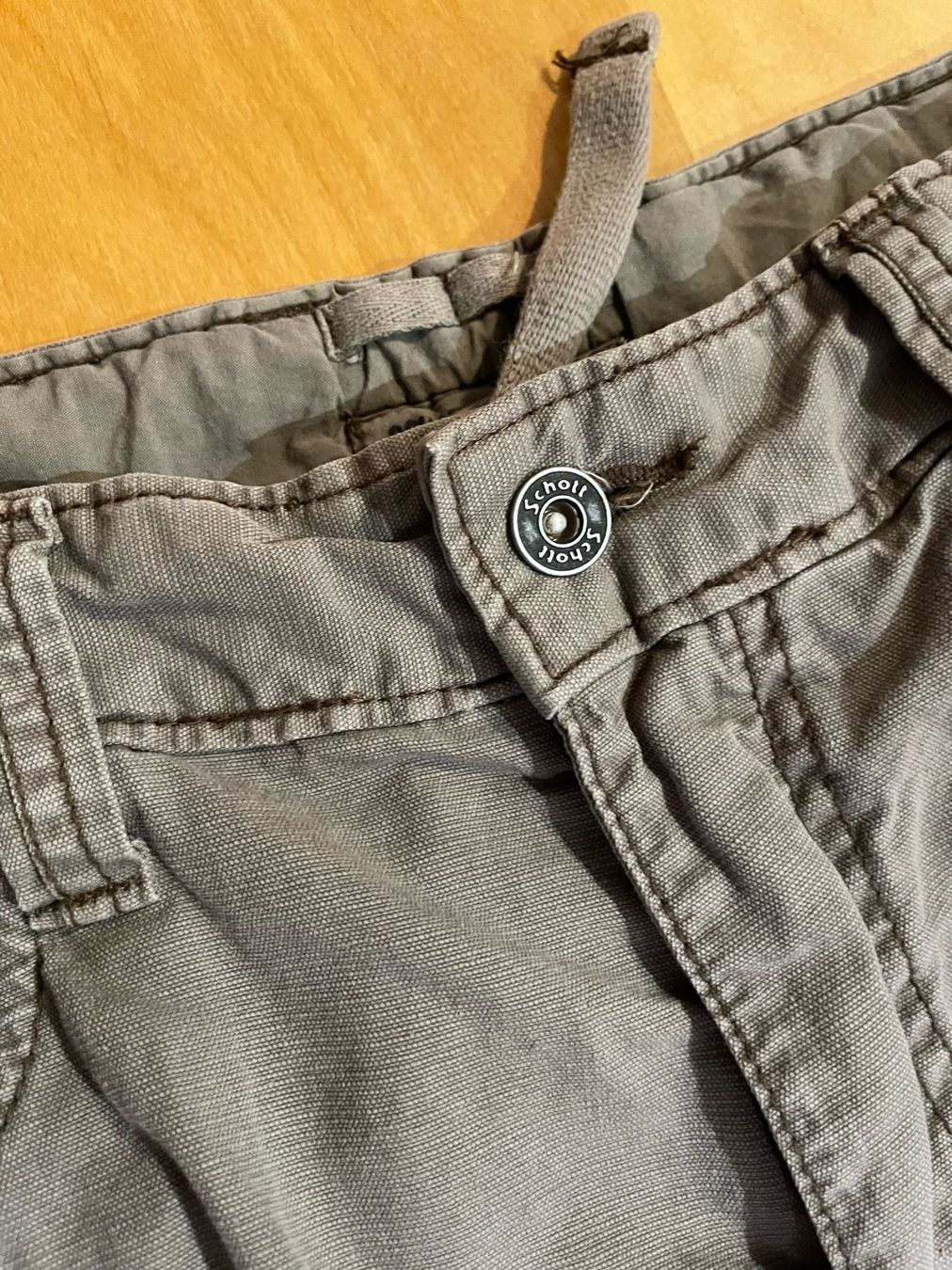 Schott Pantaloni: SCHOTT BROS. CARGO SHORTS SZ: 32 – Usato da Cortaillod venduto da Stay_Alive_vintage 5