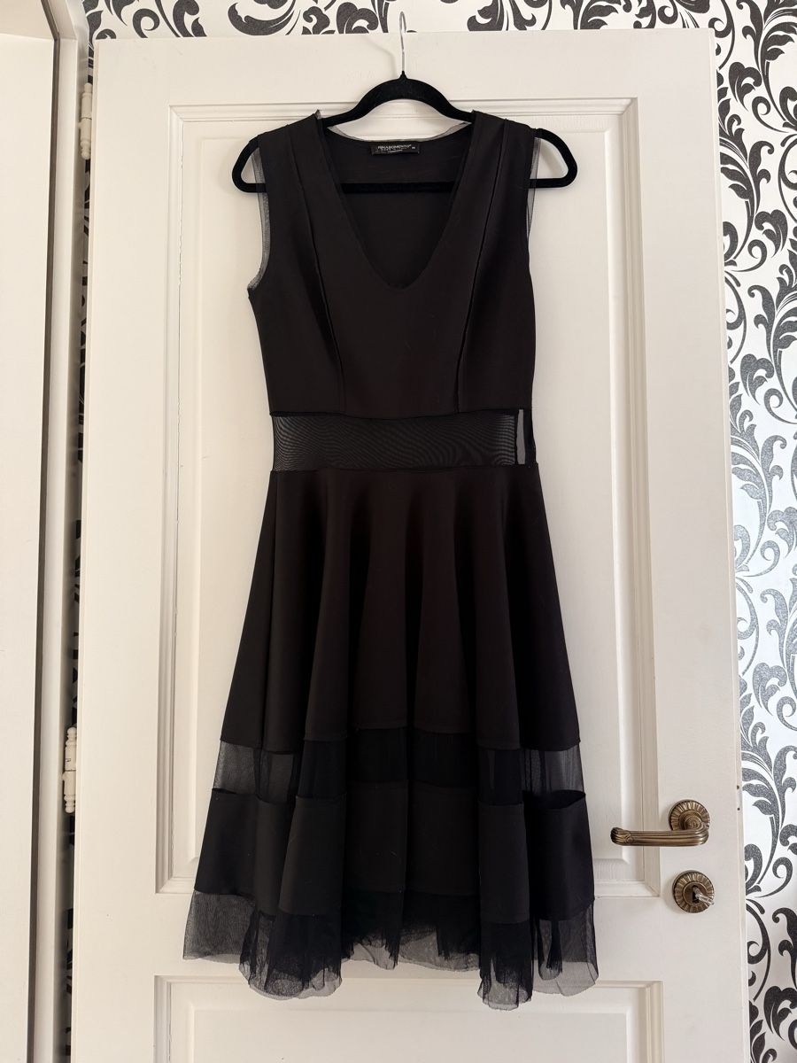 Vestiti: Elegant Black Dress – Usato da Corsier-sur-Vevey venduto da Kristina.Nova 1