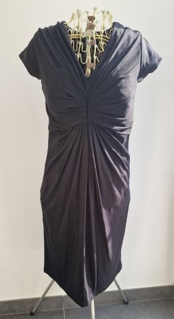 Schwarzes Sommerkleid Gr. 40,  Raffung vorne, NEUwertig