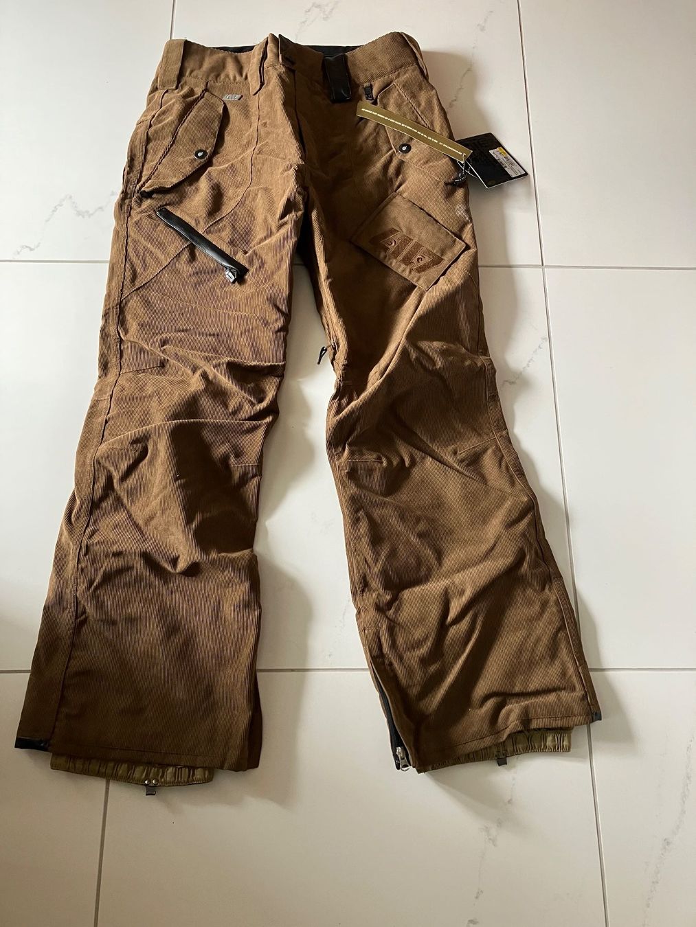 2117 Hosen: Skihose 2117 – Neu und originalverpackt aus Wolfhausen von swissski