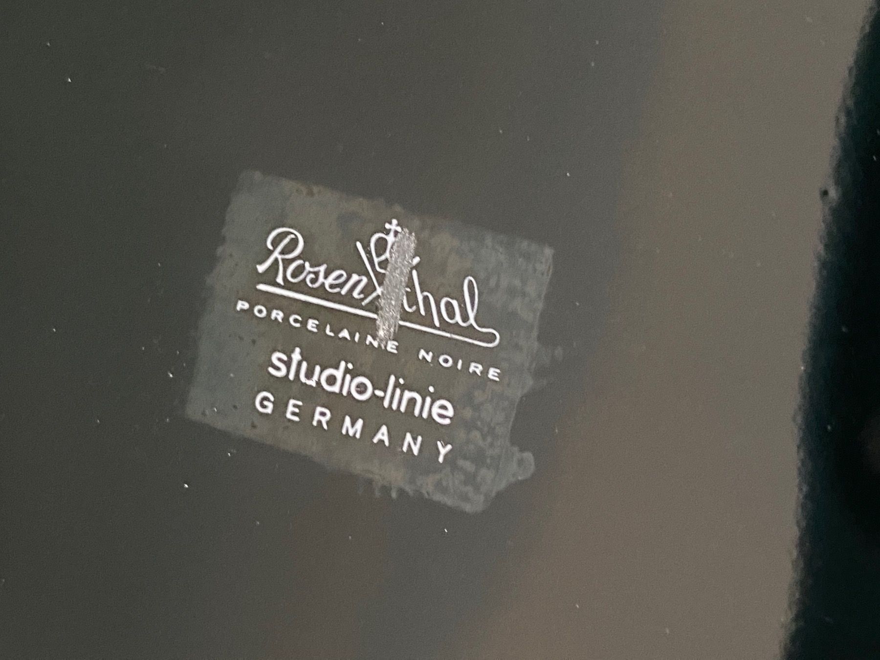 Rosenthal Vasi & Recipienti: Rosenthal Martin Freyer Vase schwarz – Usato da Oberwil BL venduto da NiceSwitzerland 3