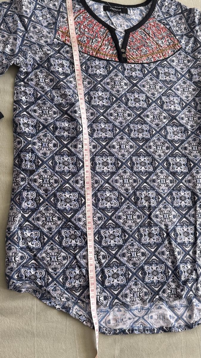 Blouses, T-shirts & Tops: Bluse  – Neuf (Voir description) à Mörigen par TimelessFinds 1