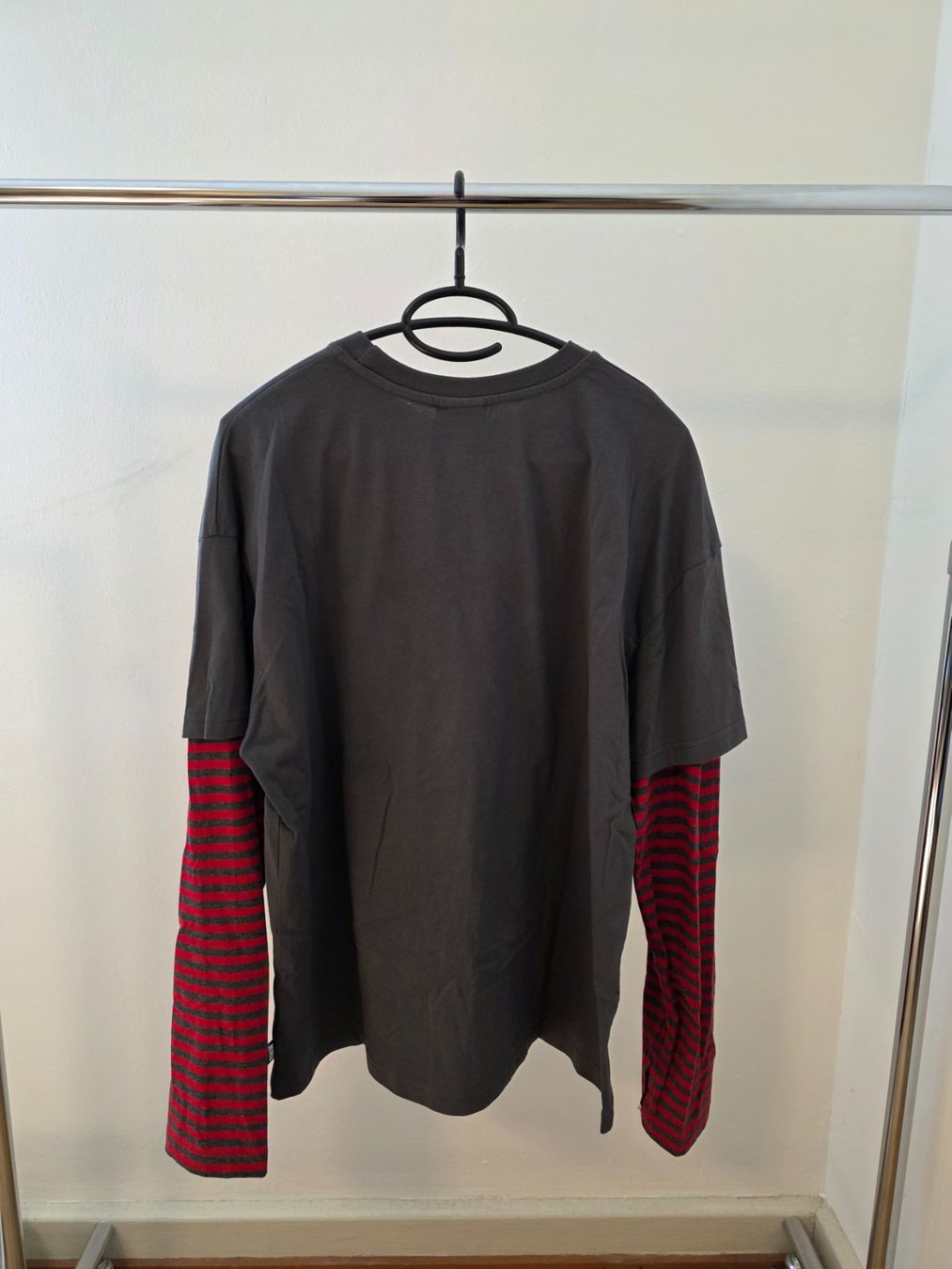 T-shirt: Langarmshirt Minga London – Usato da Rothenfluh venduto da sel_j856 1