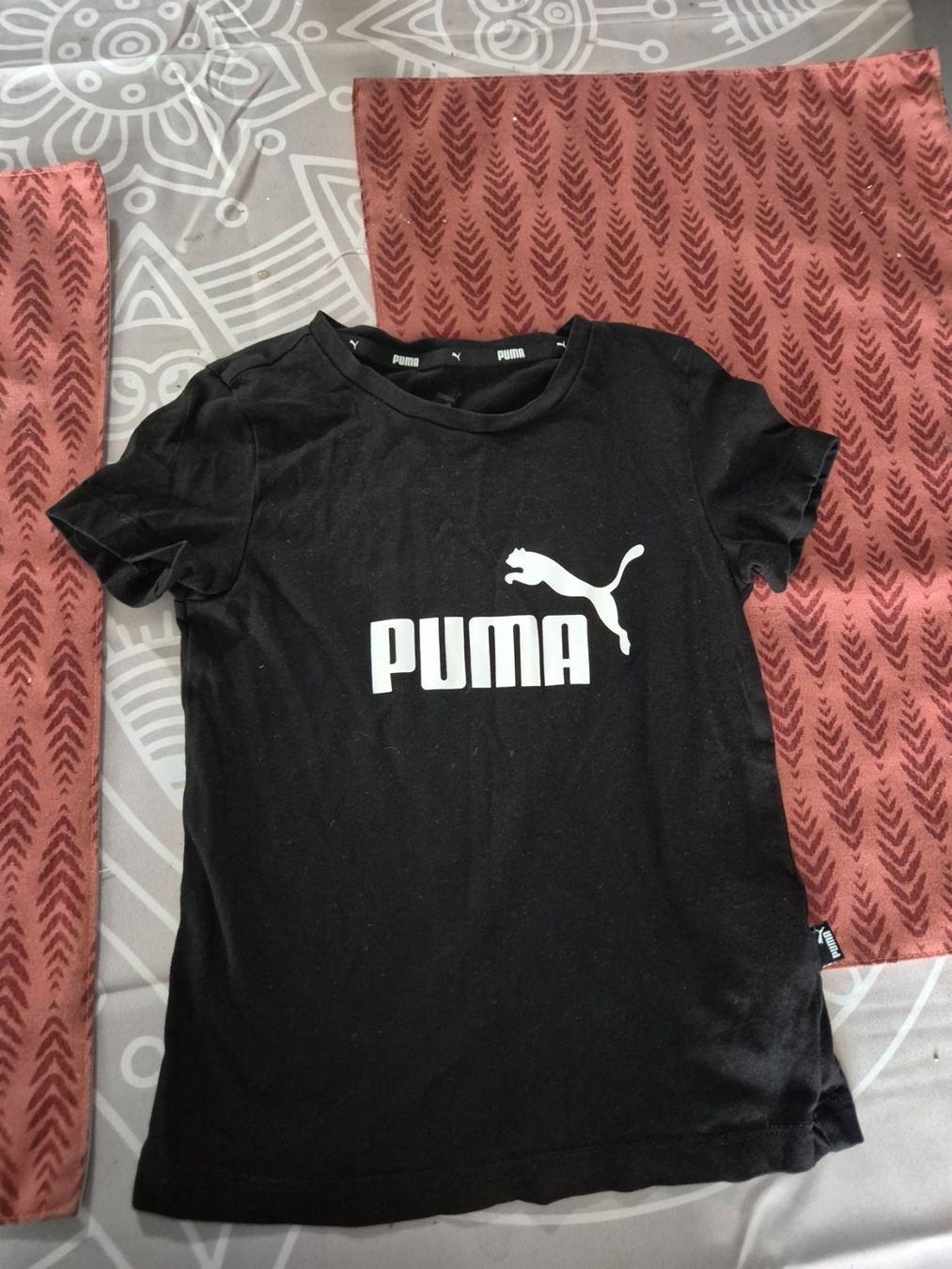 Puma Camicie, T-shirt & Polo: Puma T-Shirt, Schwarz, Gr. 110. – Usato da Urdorf venduto da Nataschli 2