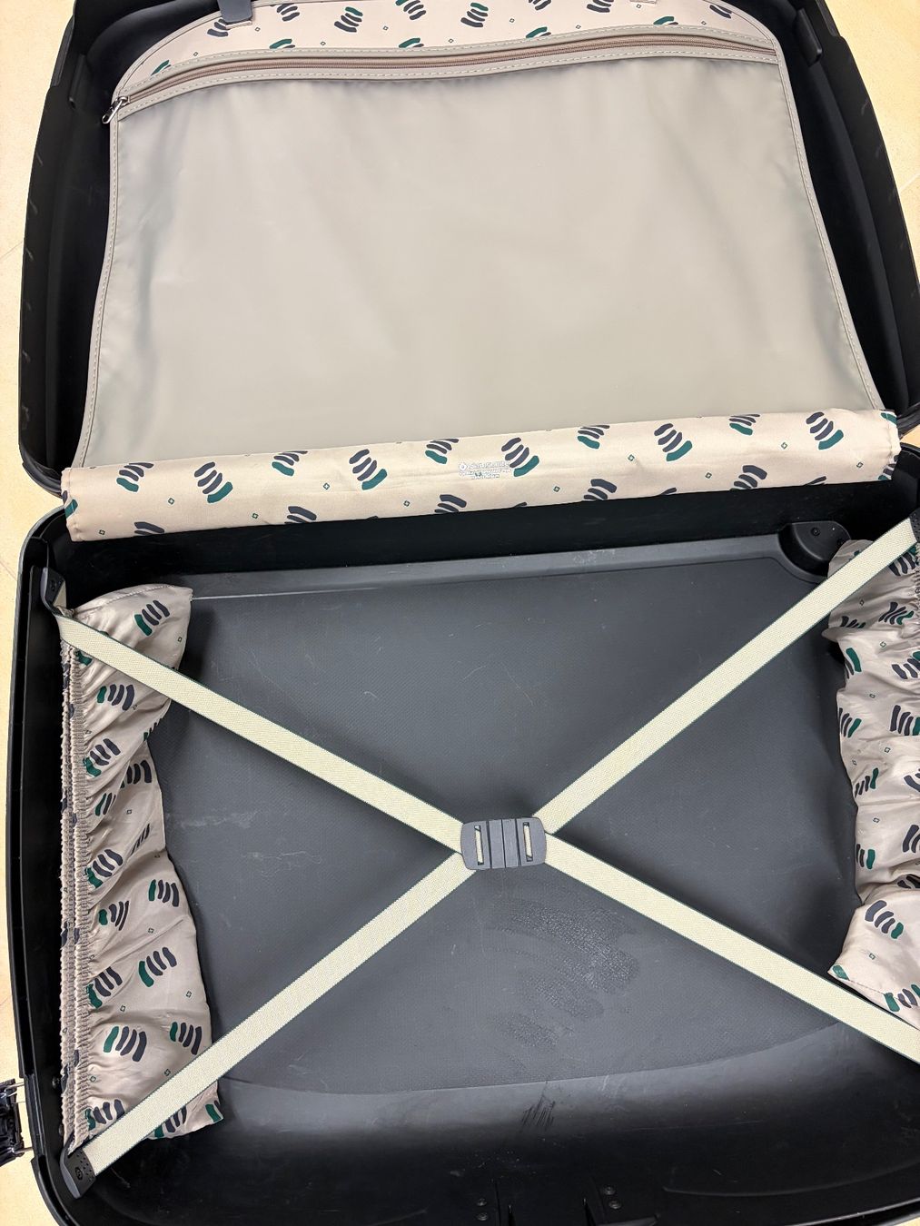 Samsonite Reisekoffer: Samsonite schwarz Rollkoffer 75 cm – Gebraucht aus Ruschlikon von Kata_C 2