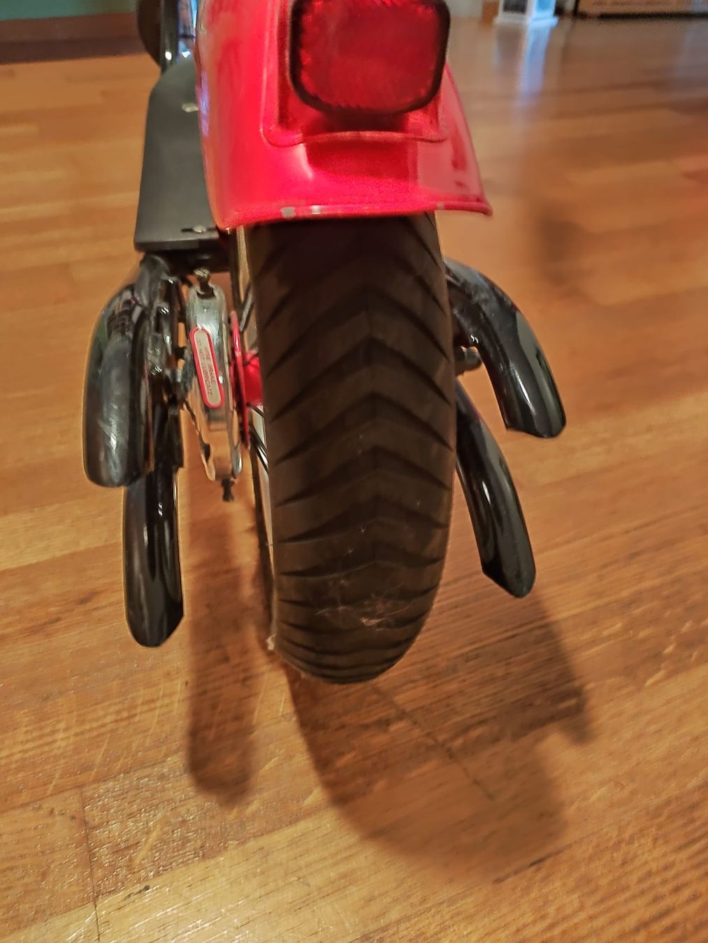 Kickboard: Schwinn Sting Ray Scooter – Usato da Luzern venduto da Luzern_Energy 7