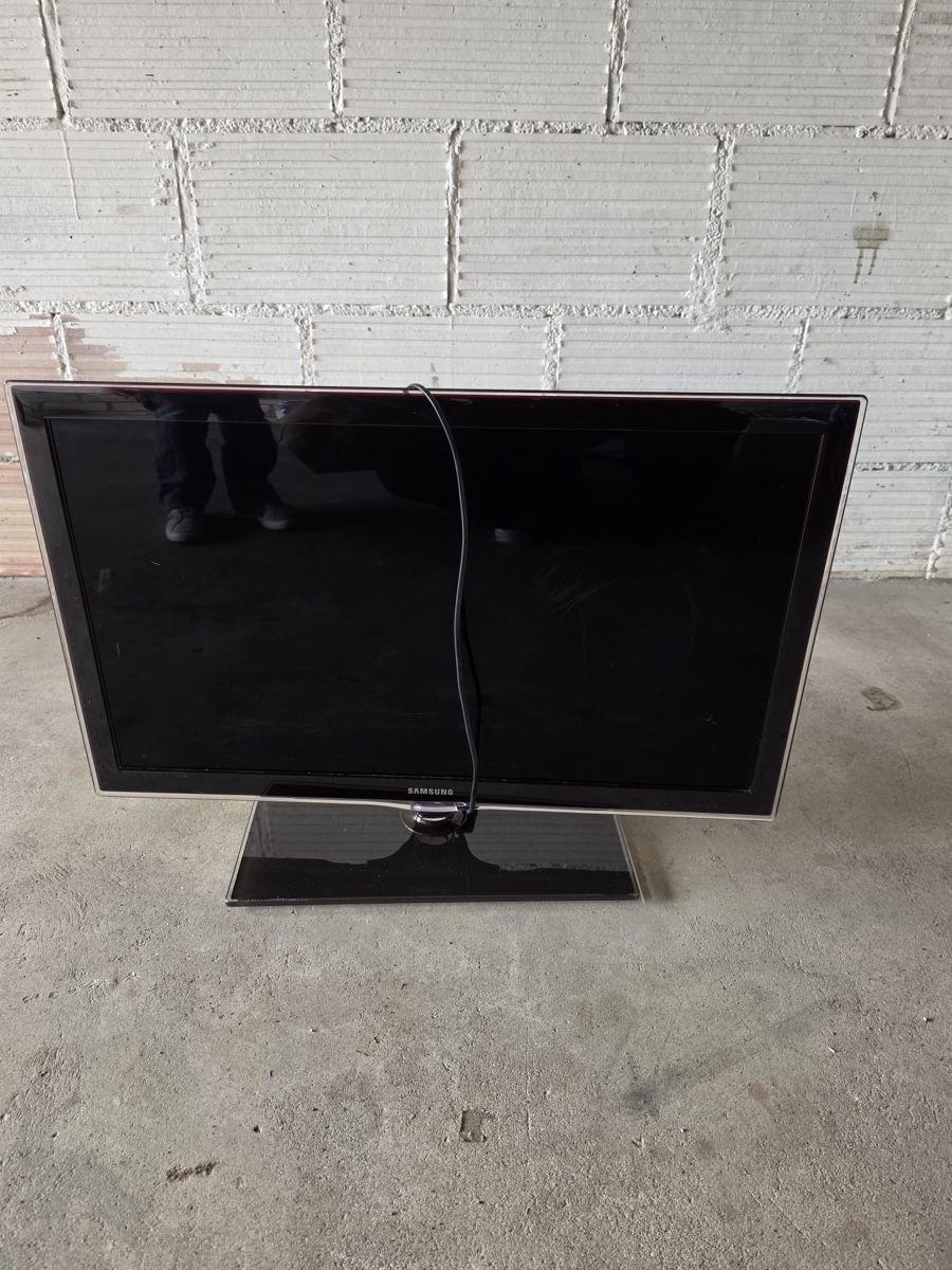 Samsung Televisori: Samsung TV 32zoll – Usato da Beringen venduto da mivec