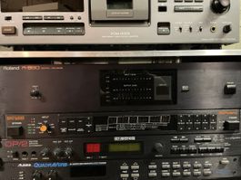 Roland R-880 Reverb mit GC-8