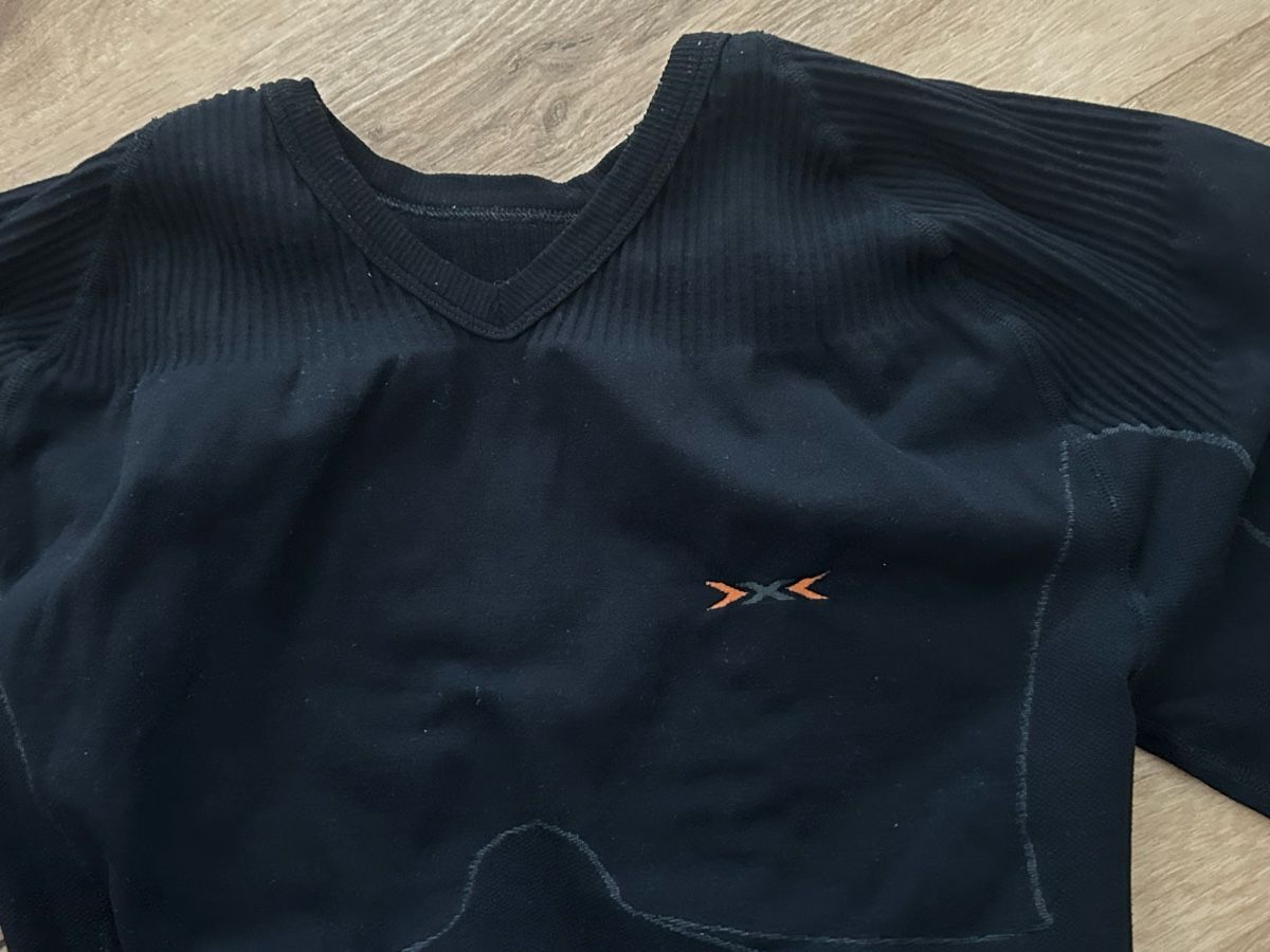X-bionic Biancheria intima: X-Bionic Funktionsshirt Herren Grösse  S/M, Schwarz – Usato da Wolhusen venduto da eve_m6cg 2