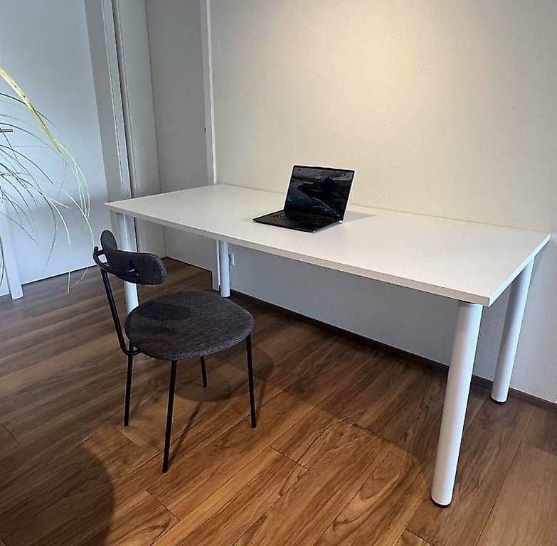 Tables: Ess- oder Bürotisch weiss 80x280cn – D'occasion à Wangen SZ par mha_j9rz 2