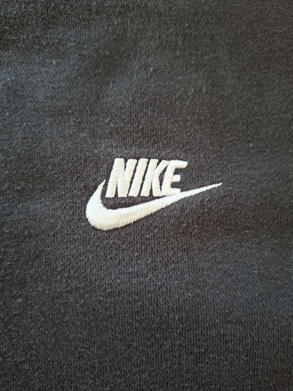 Nike Maglioni & Felpe: Sweatshirt Nike noir en coton, – Usato da Renens VD venduto da ser_j2fn 1