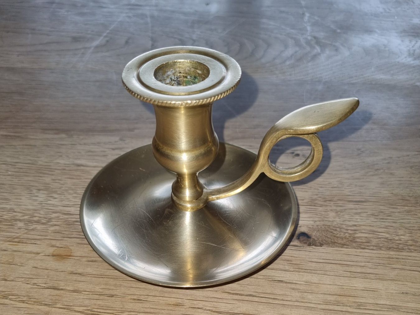 Portacandele: Kerzenhalter mit Griff, Antik – Usato da Augst BL venduto da Joker86 1