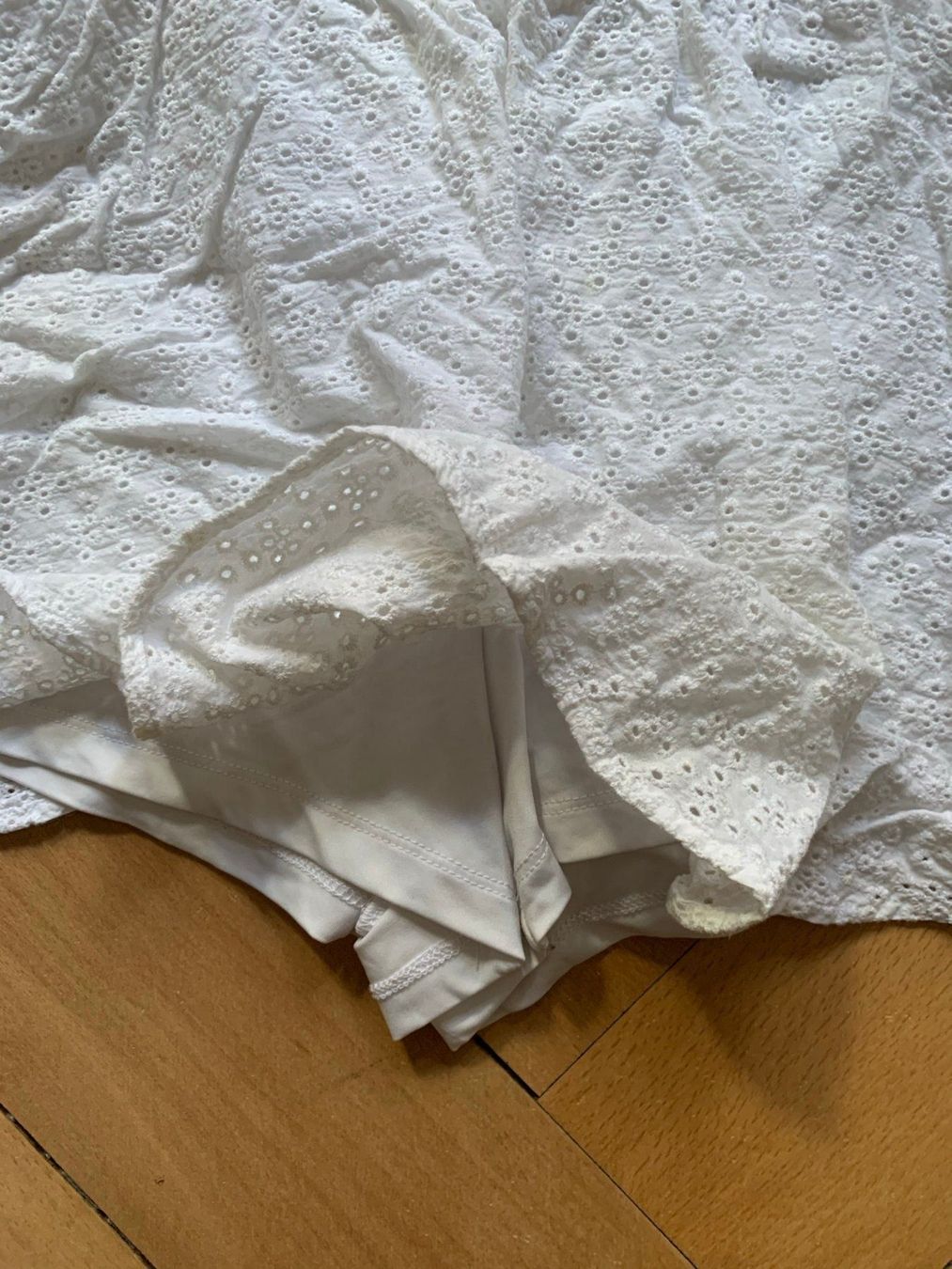 Gonne: FOREVER 21 - Shabby Chic Rock weiss XS – Usato da Zürich venduto da Diazaio 1