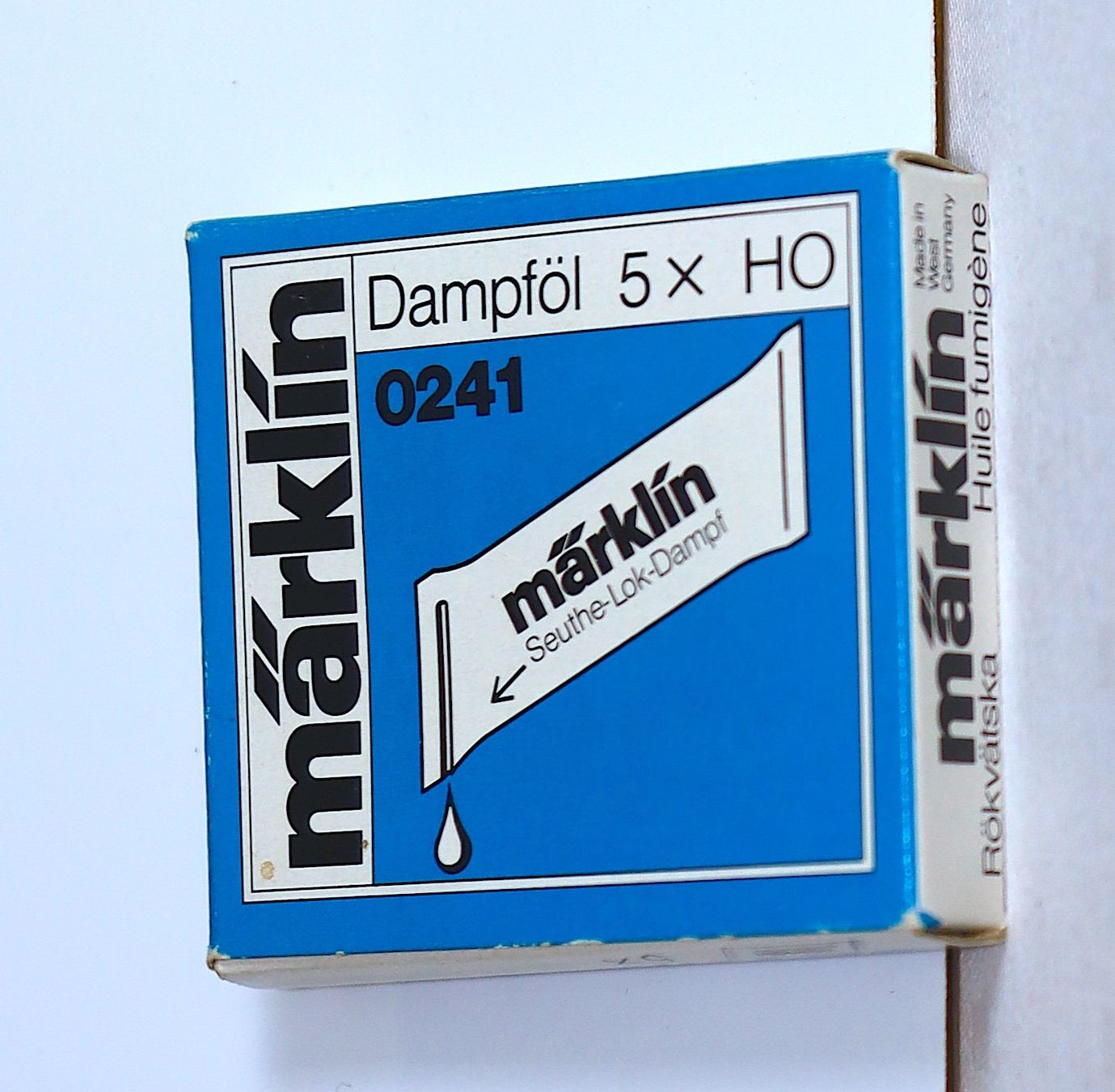 Märklin Modellini di ferrovie: Märklin 0241 - Dampföl – Nuovo e nell'imballaggio originale da Ipsach venduto da locky55