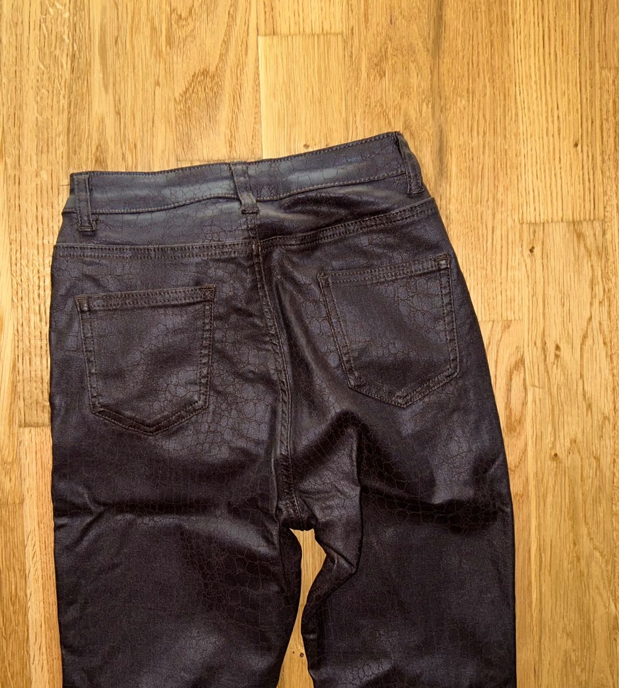 Jeans: CROC BRAUN FLARE JEANS – Nuovo (secondo la descrizione) da Luzern venduto da Suneha 5