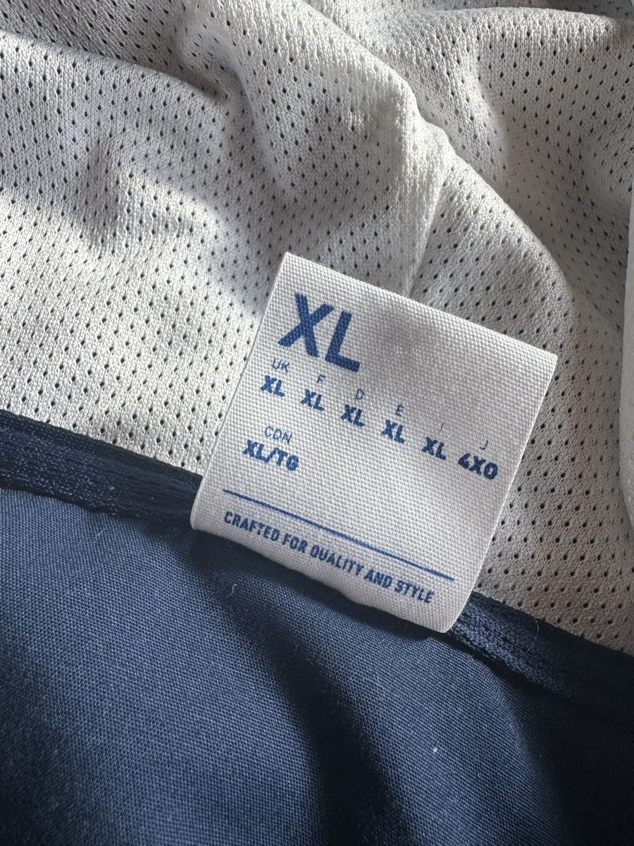 Jacken: REEBOK WINDBREAKER  – Neu (gemäss Beschreibung) aus Nidau von stubeee 4
