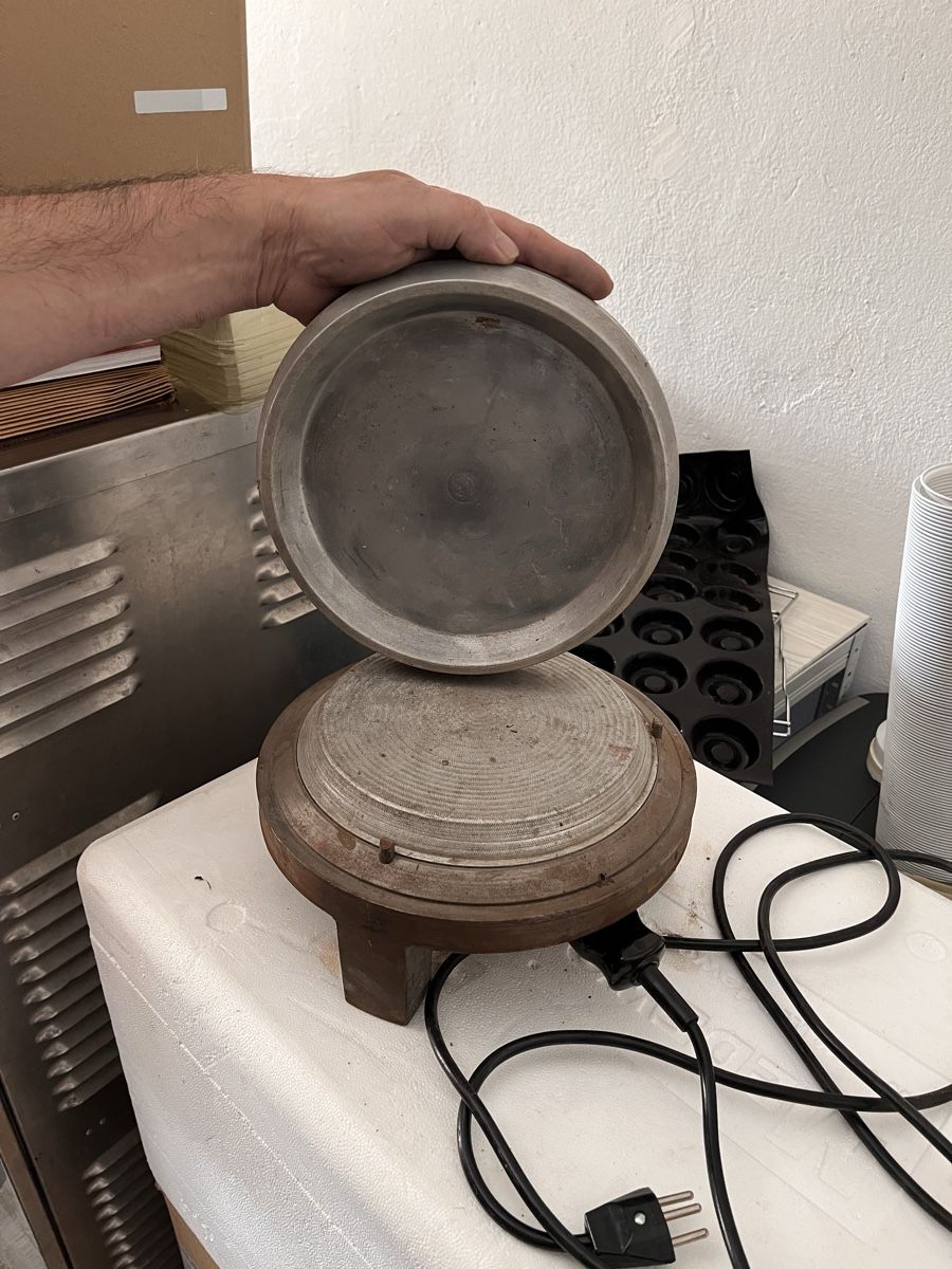 Elettrodomestici da cucina: Matrice pour peerless pour fonds de gâteaux – Usato da La Tour-de-Peilz venduto da ani_zgb6